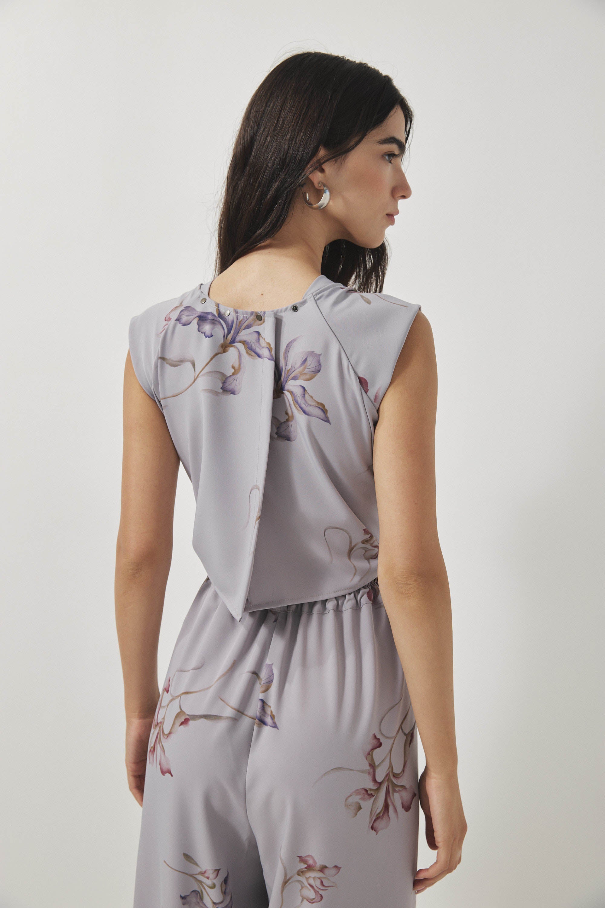 אוברול רית׳ם פרחוני