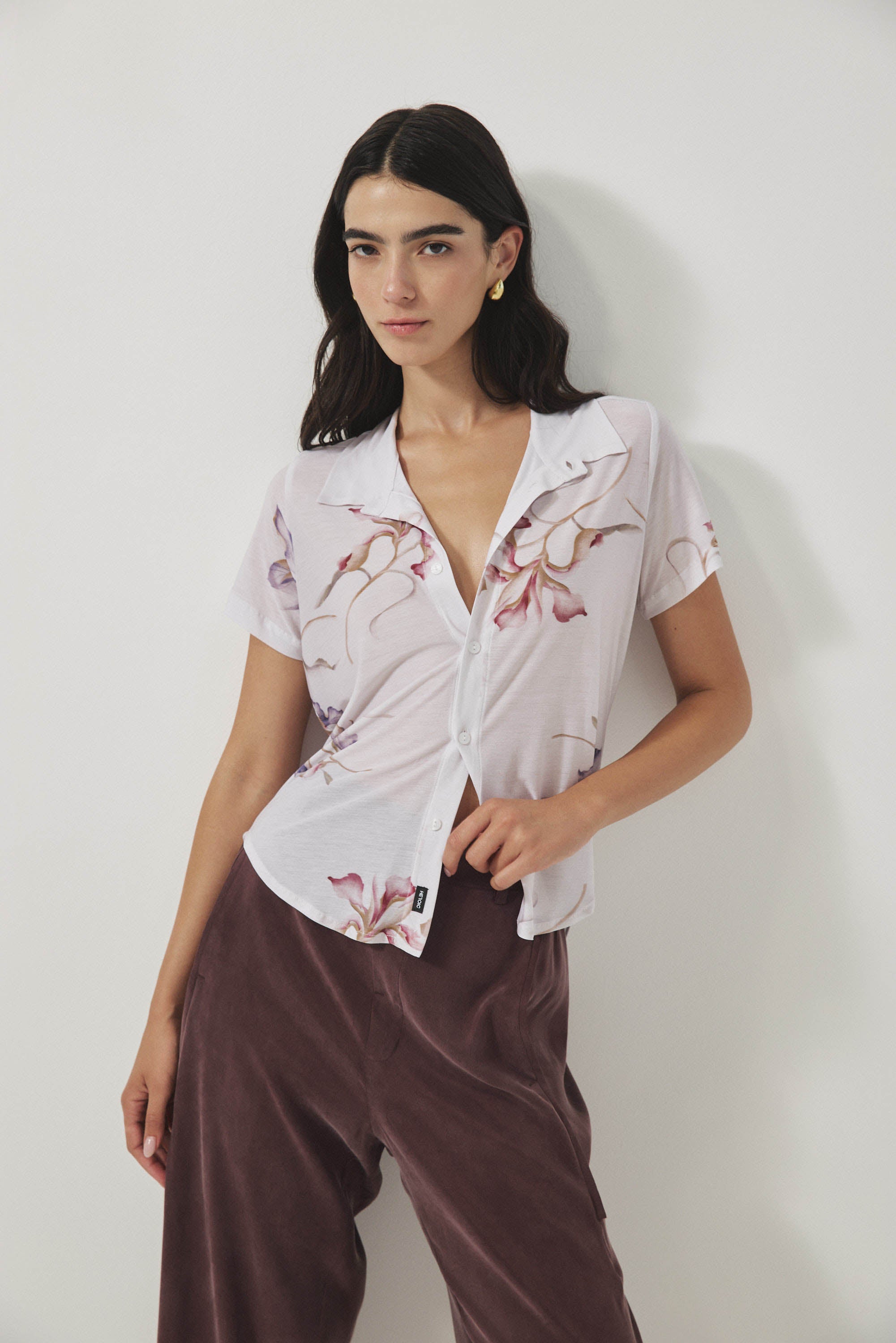 חולצת פָה פרחוני