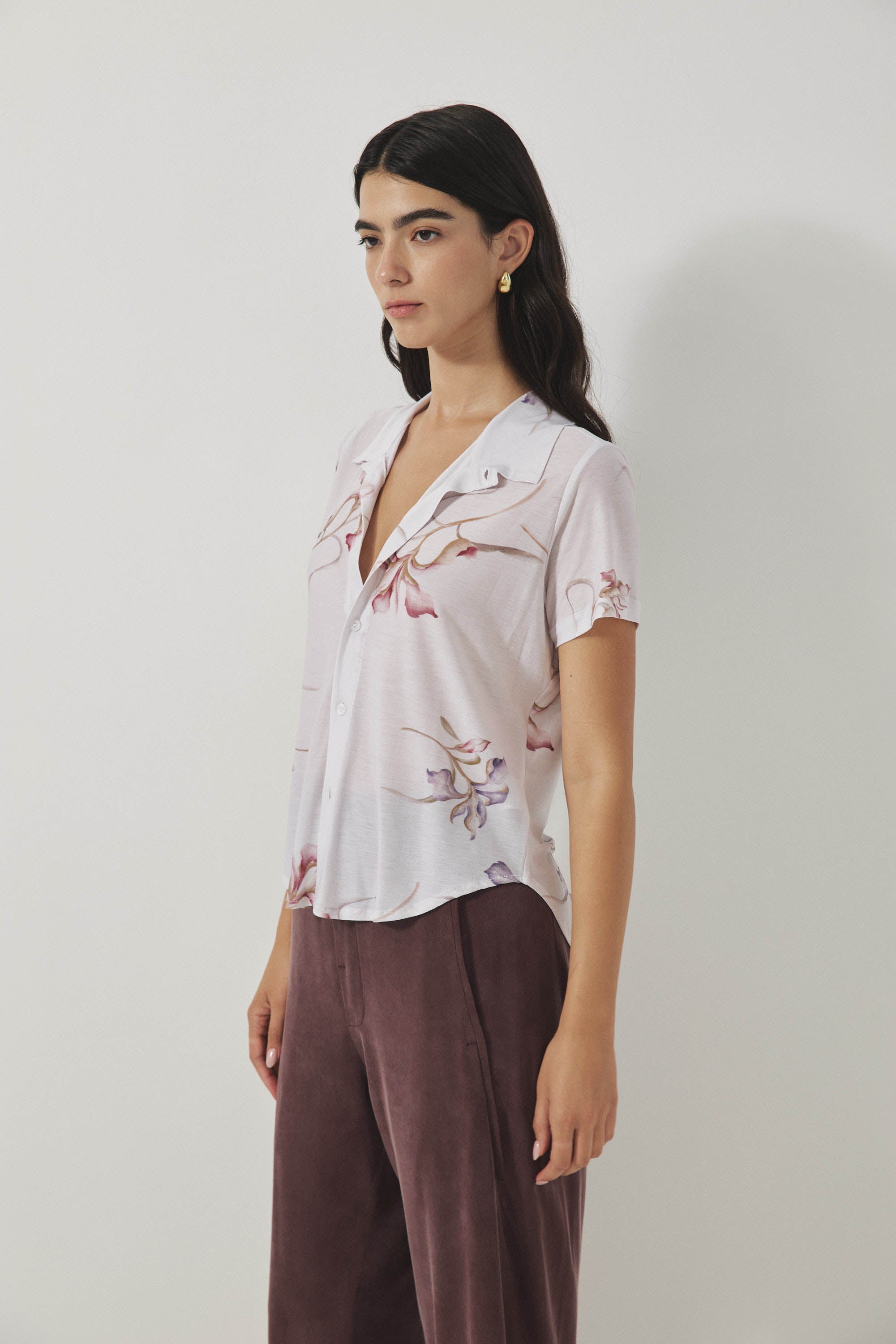 חולצת פָה פרחוני