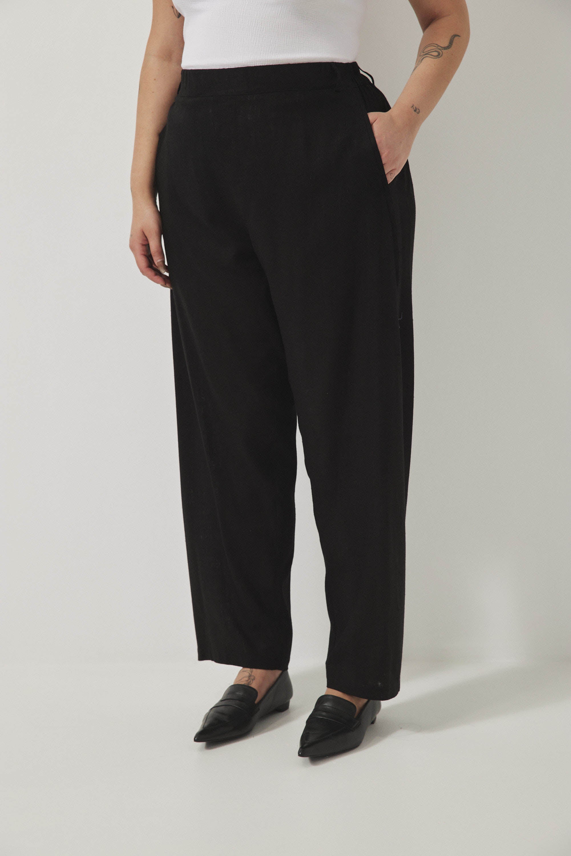 מכנסי מקס פשתן שחור