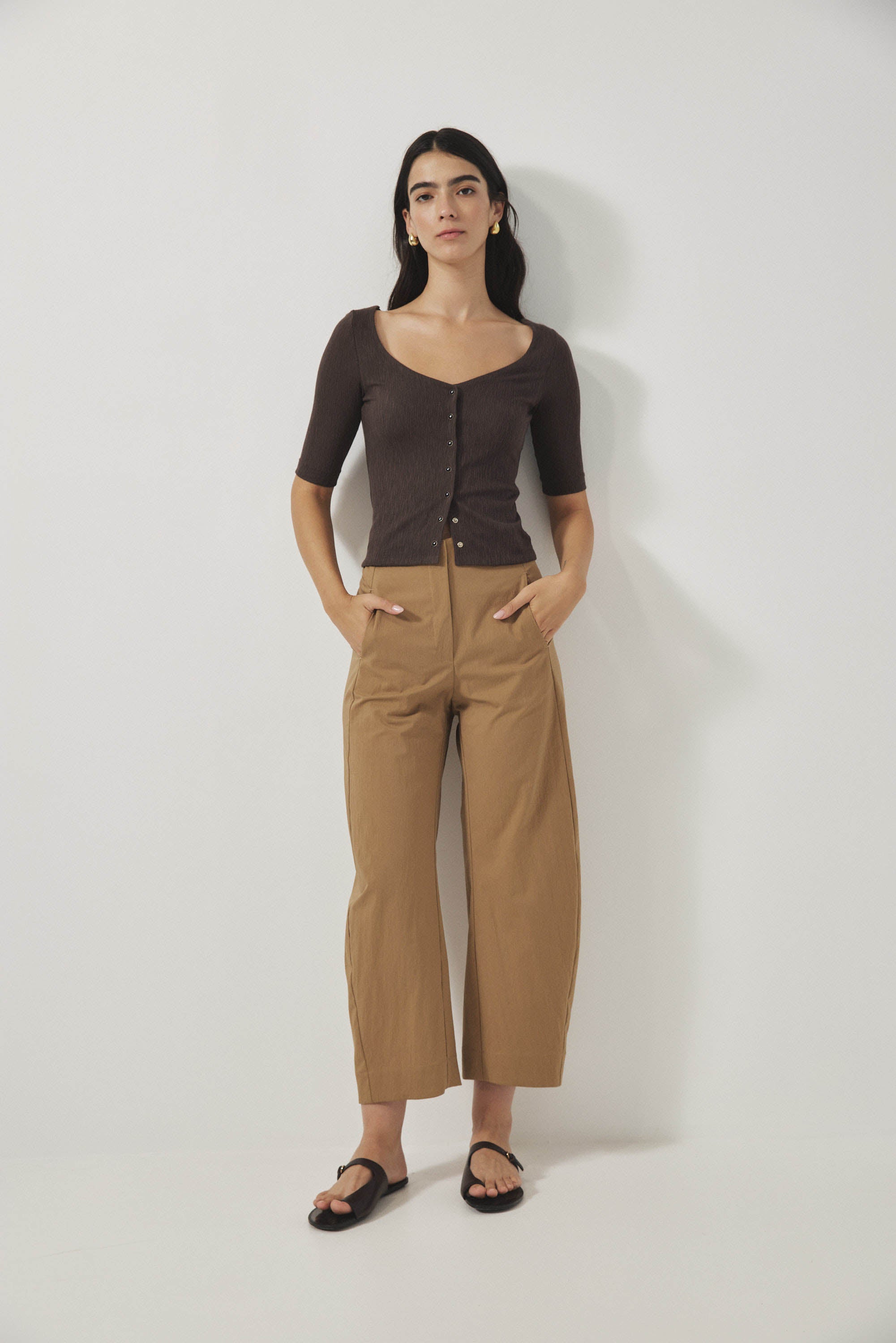 מכנסי ג׳סמין קאמל