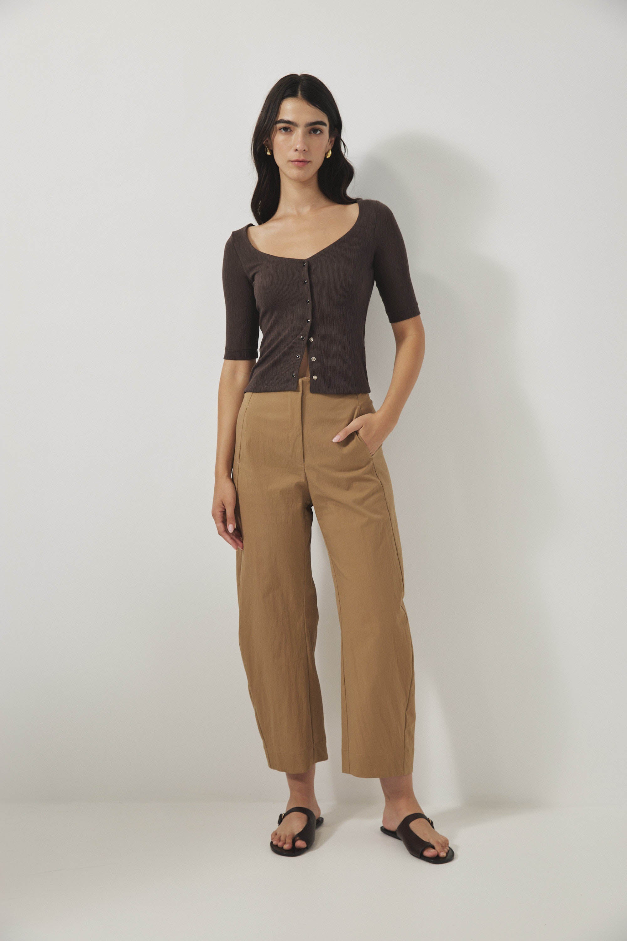 מכנסי ג׳סמין קאמל