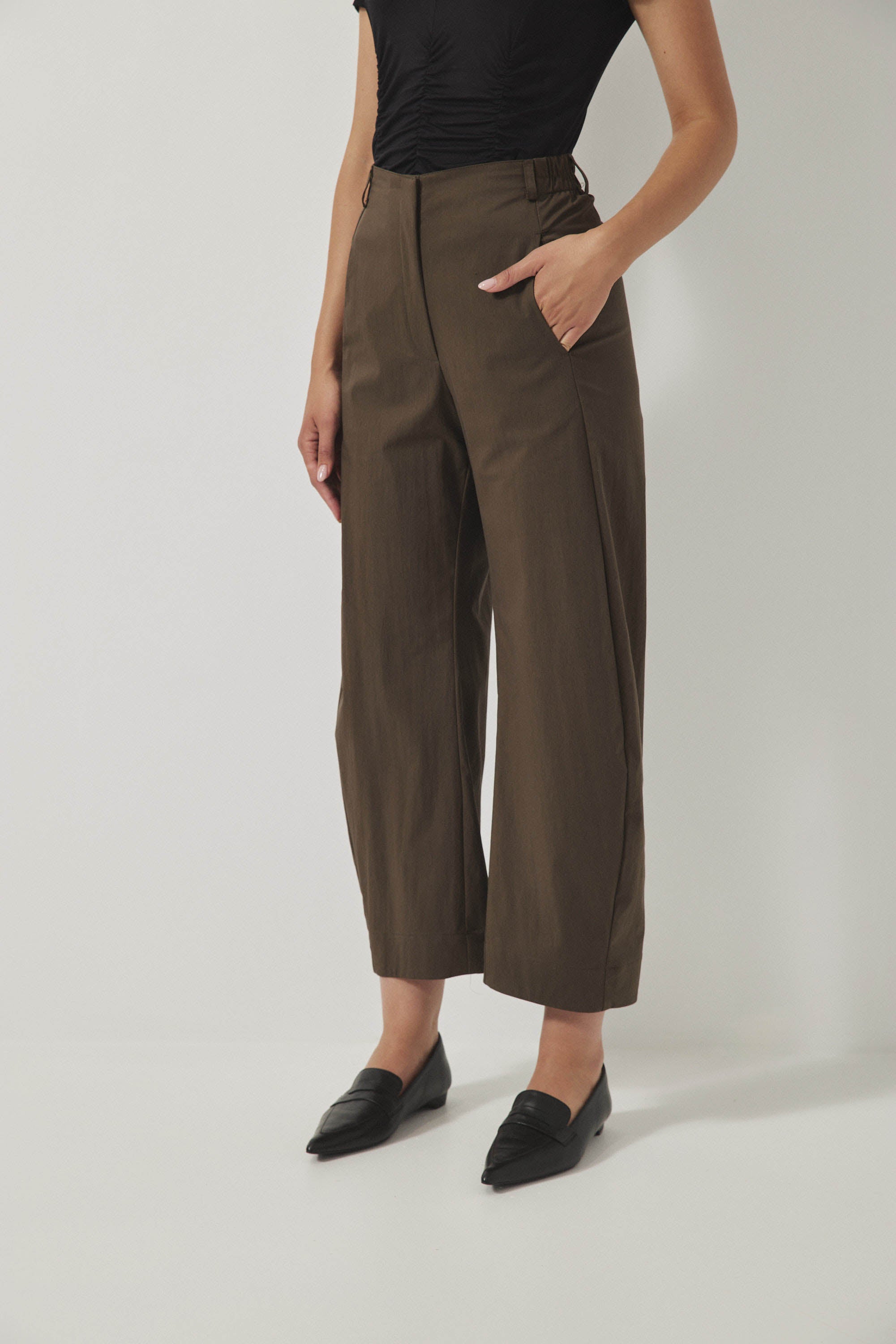 מכנסי ג׳סמין חום