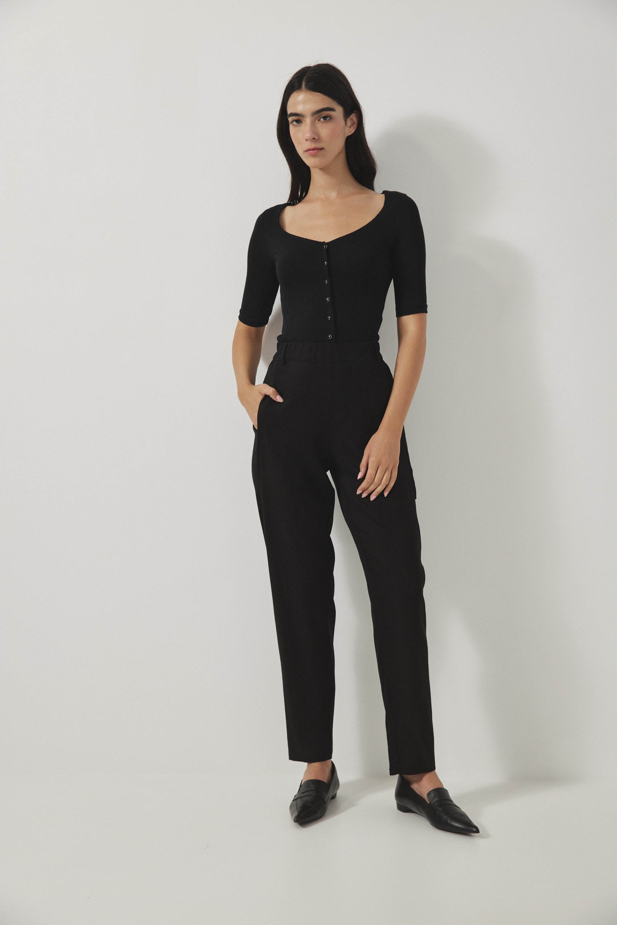 מכנסי מקס פשתן שחור