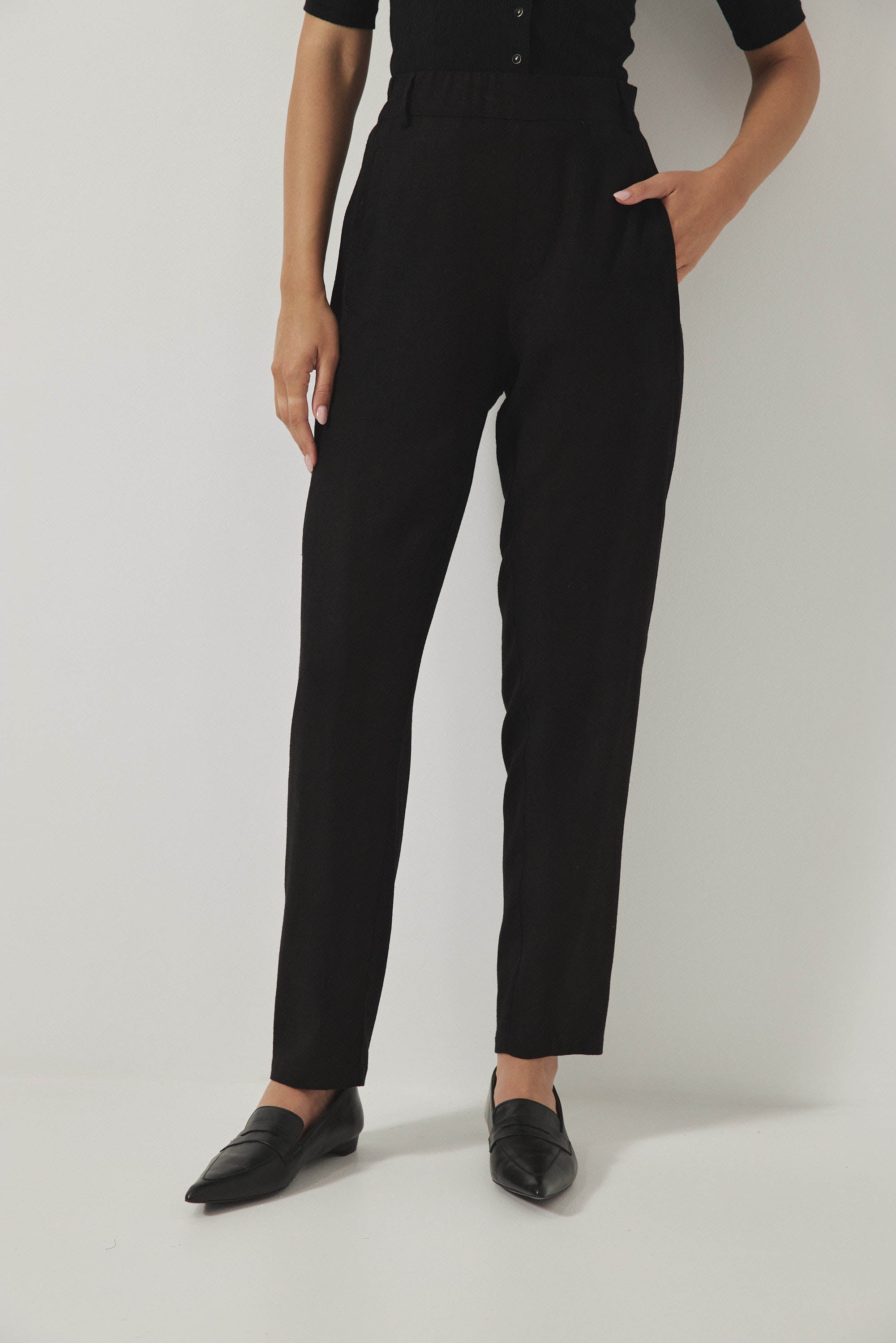 מכנסי מקס פשתן שחור