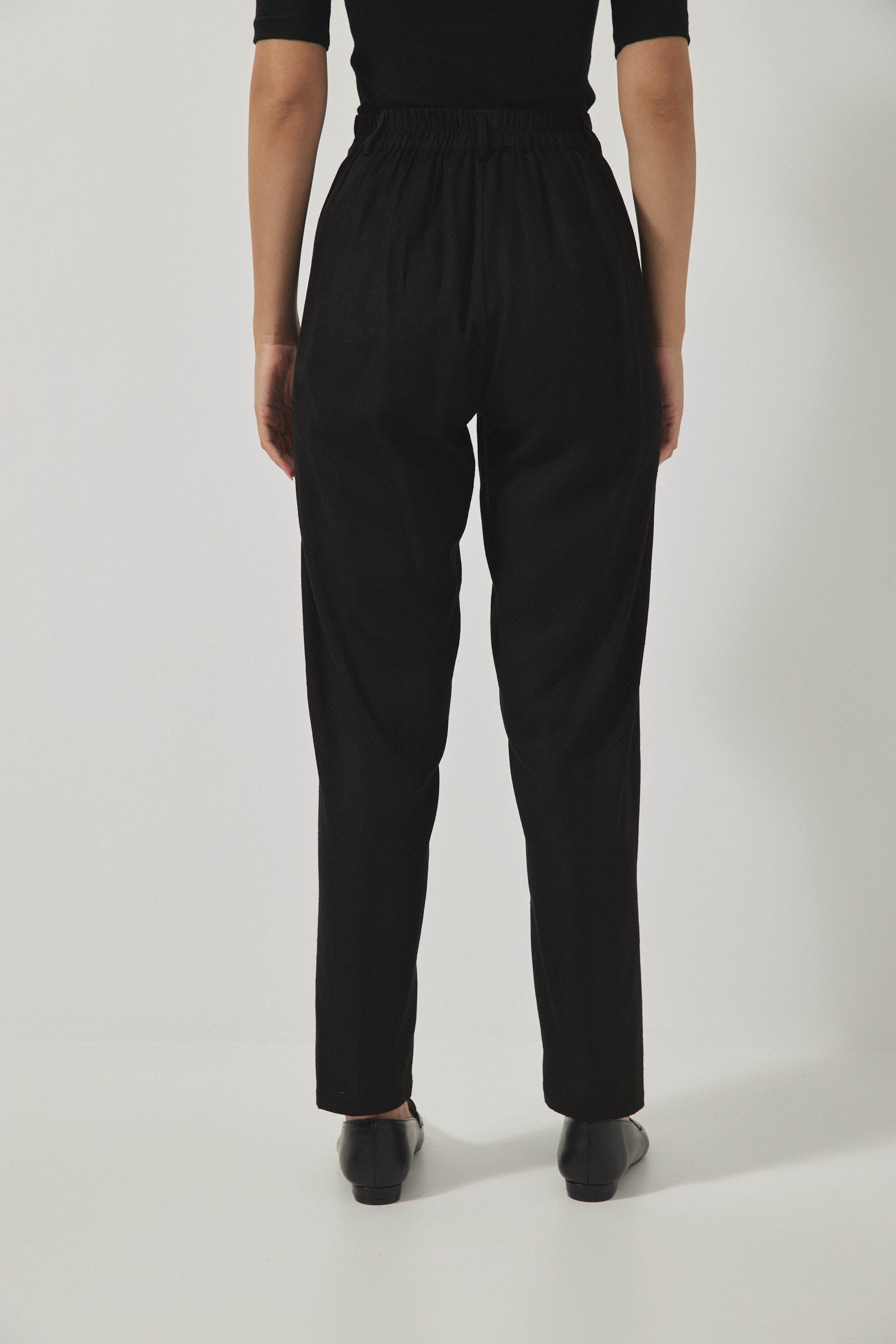 מכנסי מקס פשתן שחור