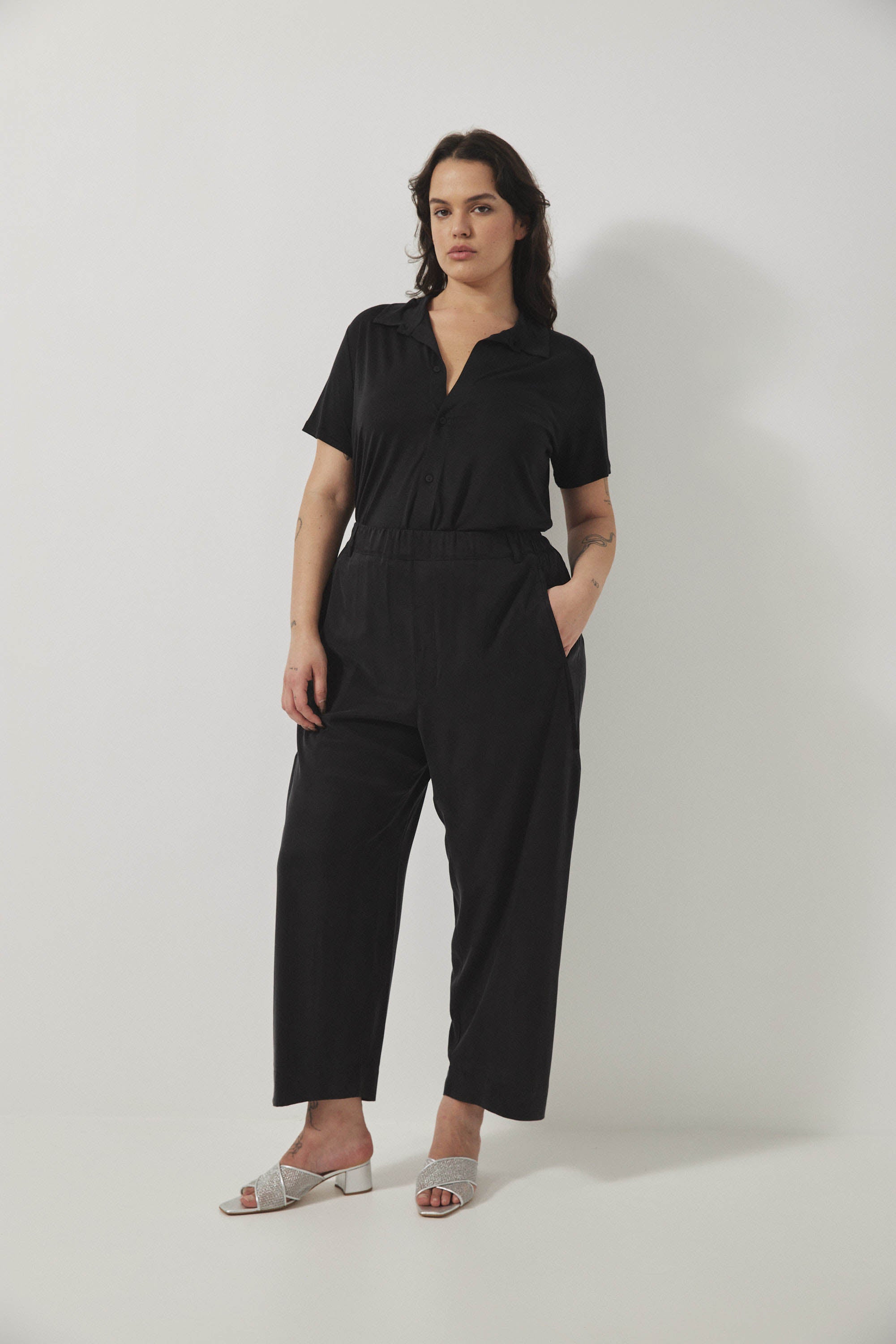 חולצת פָה שחור