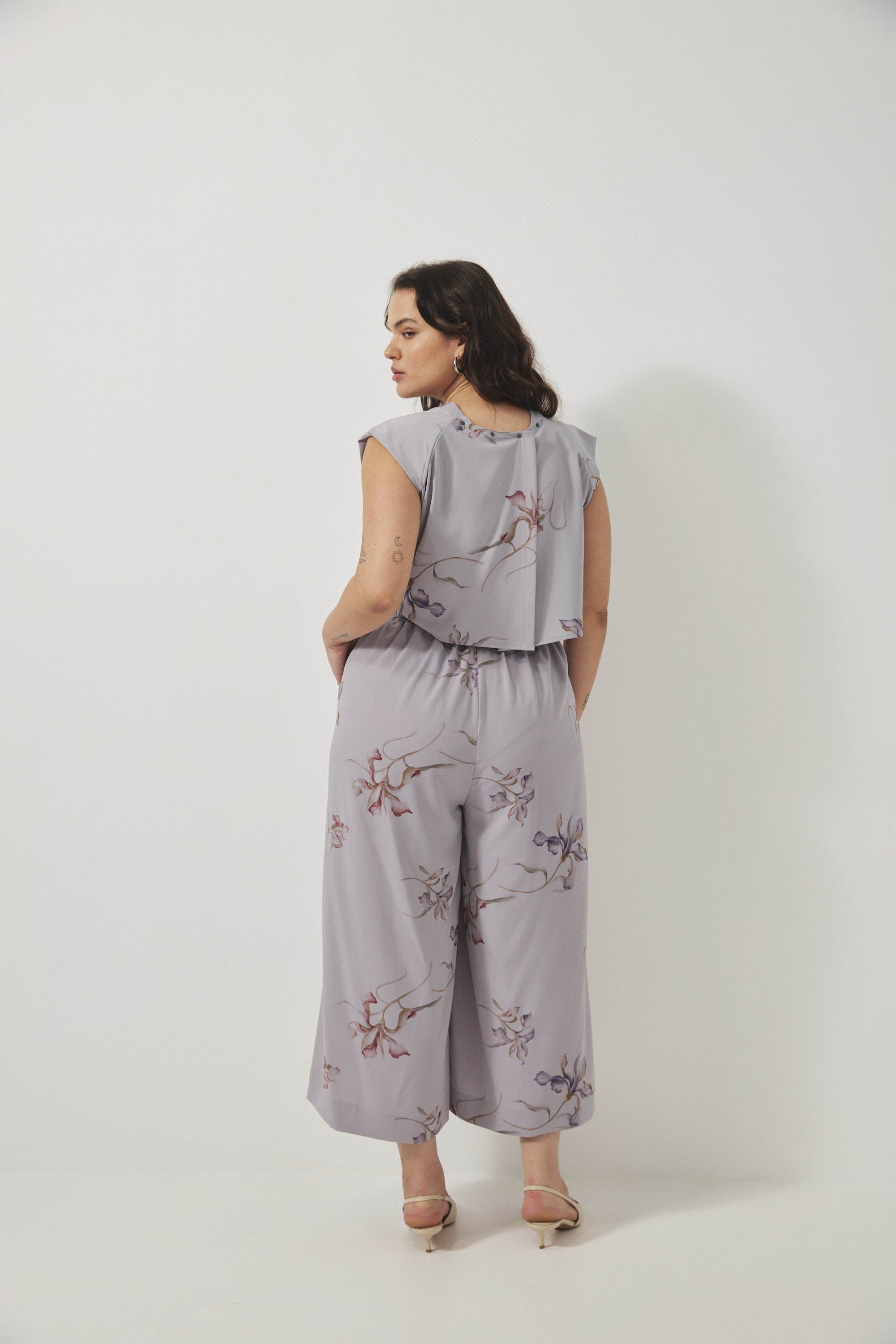 אוברול רית׳ם פרחוני