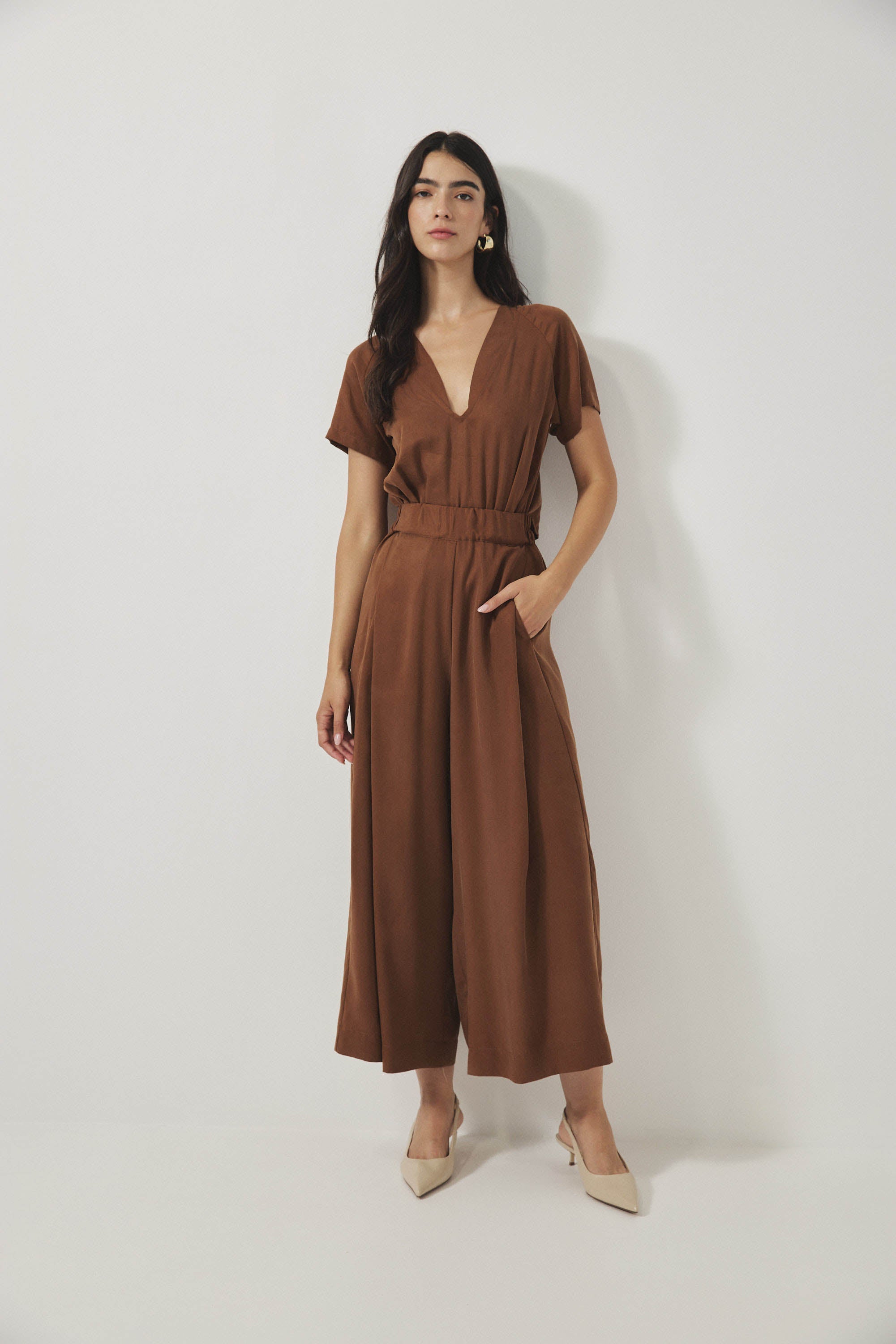 אוברול רית׳ם שרוול קצר קרמל