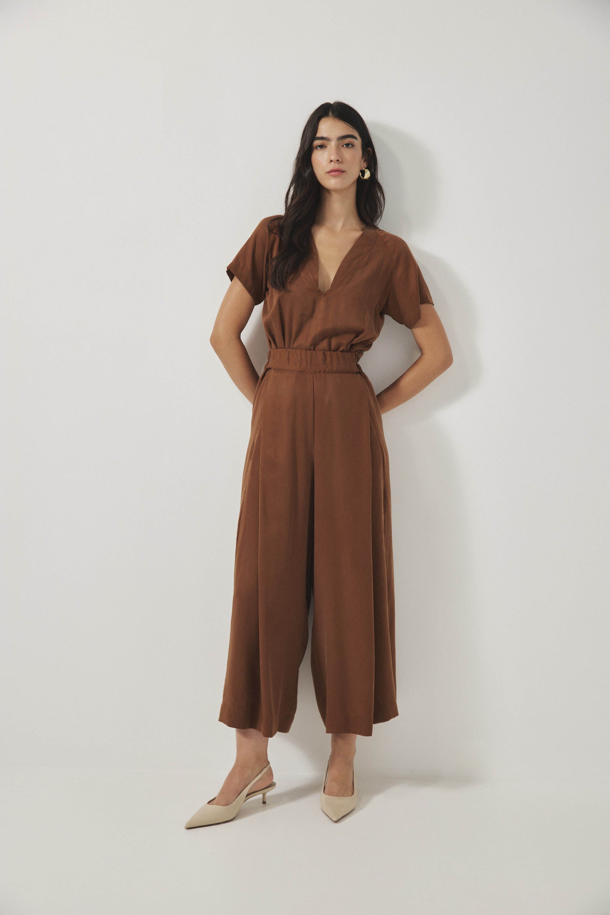 אוברול רית׳ם שרוול קצר קרמל