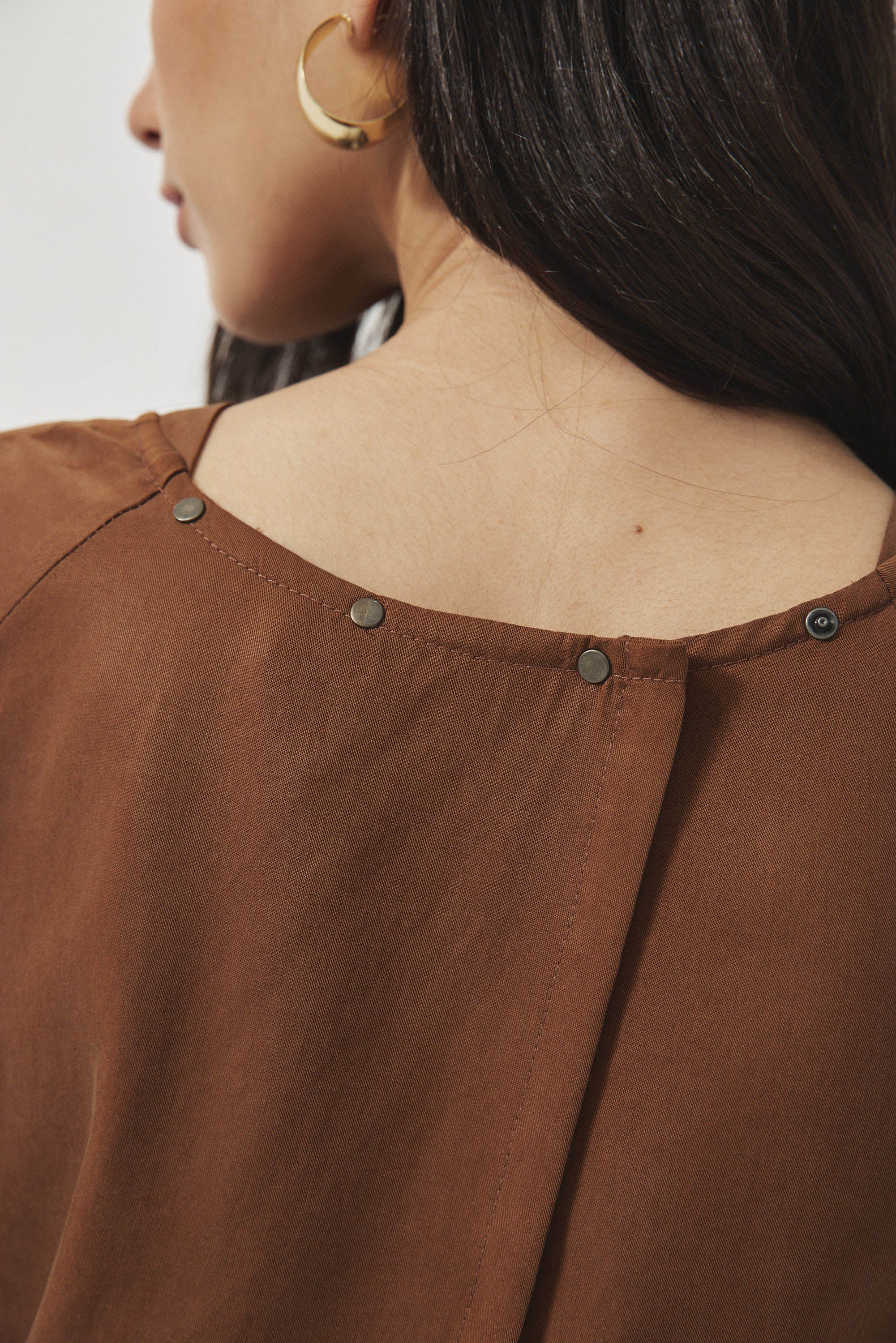 אוברול רית׳ם שרוול קצר קרמל