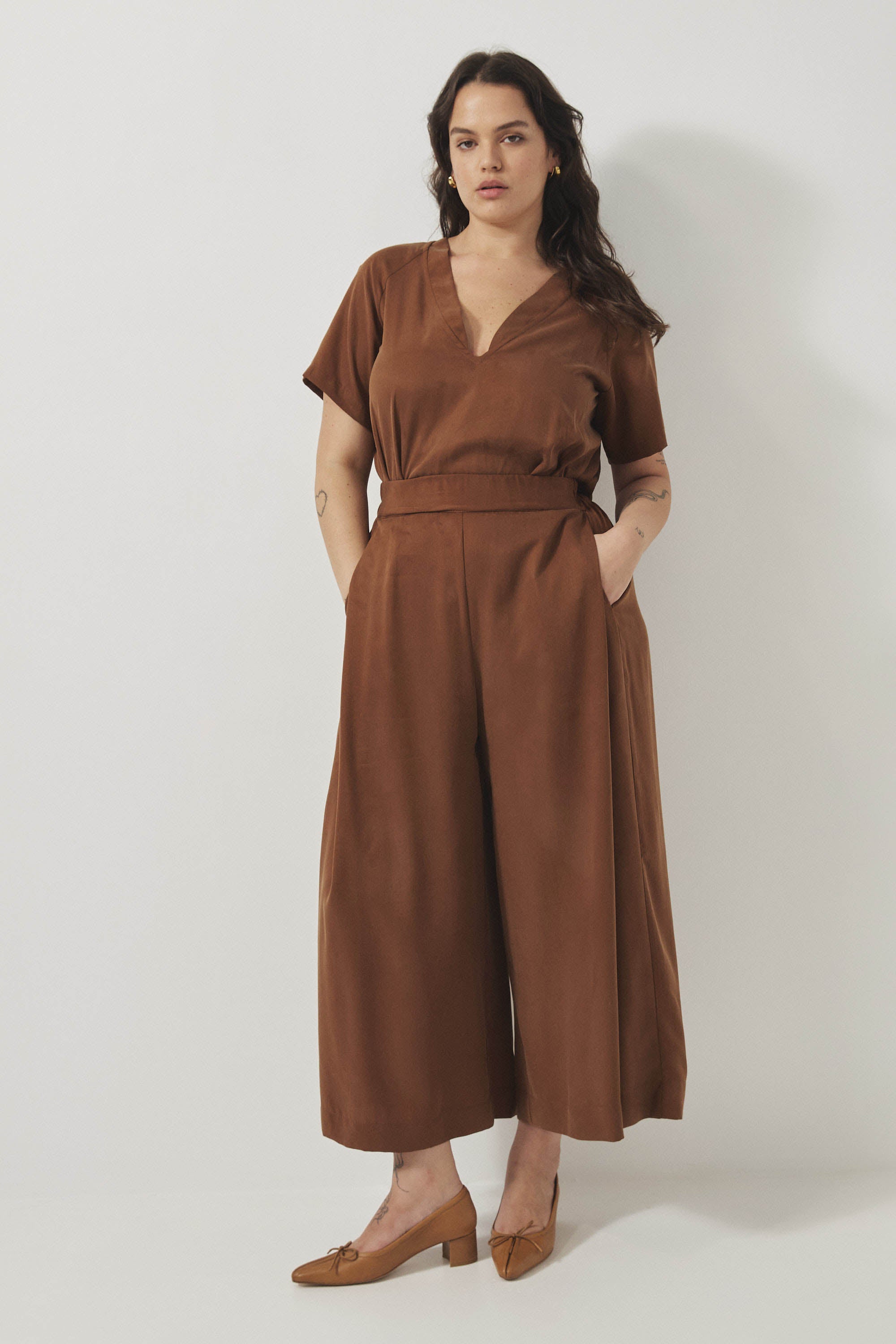 אוברול רית׳ם שרוול קצר קרמל