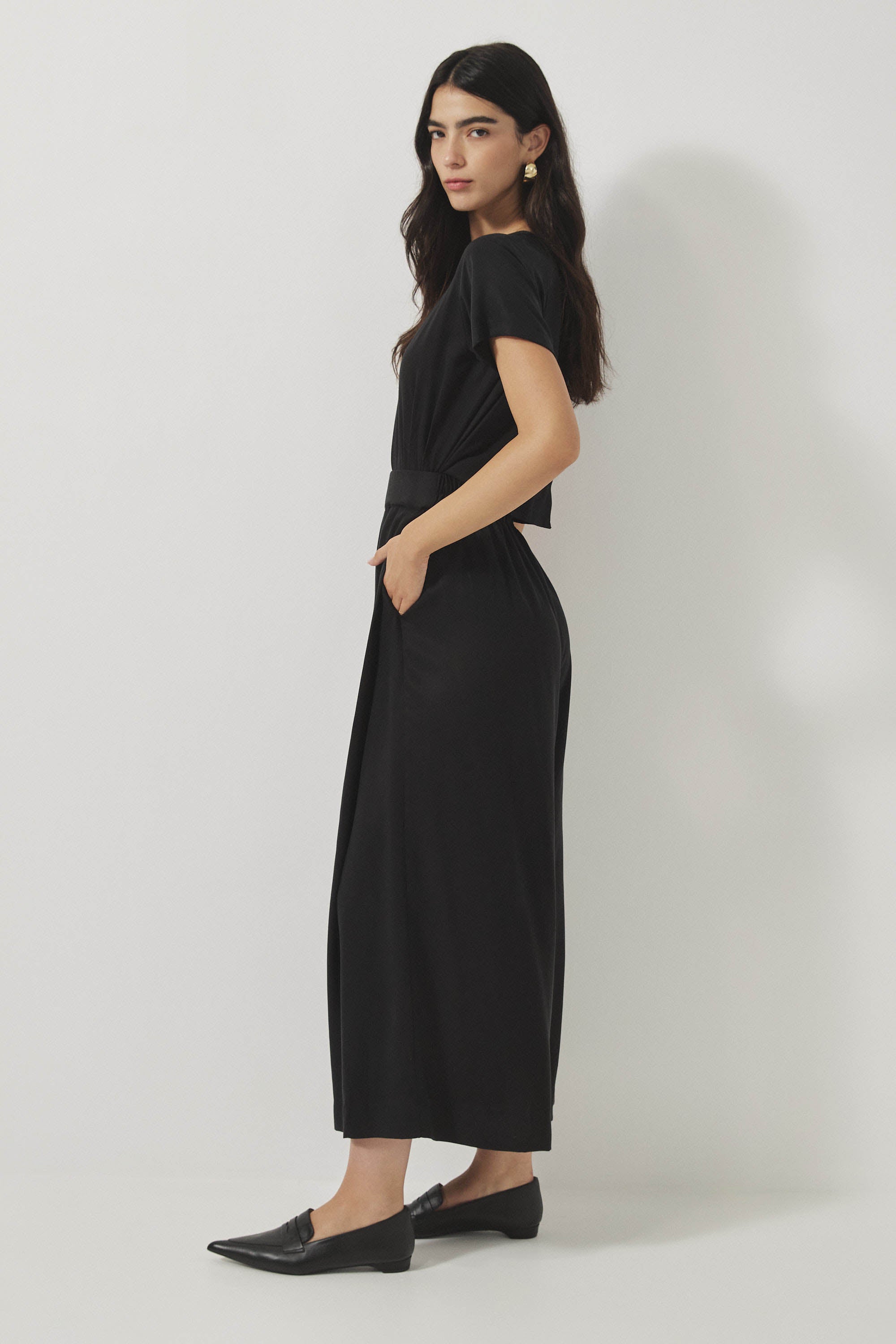 אוברול רית׳ם שרוול קצר שחור