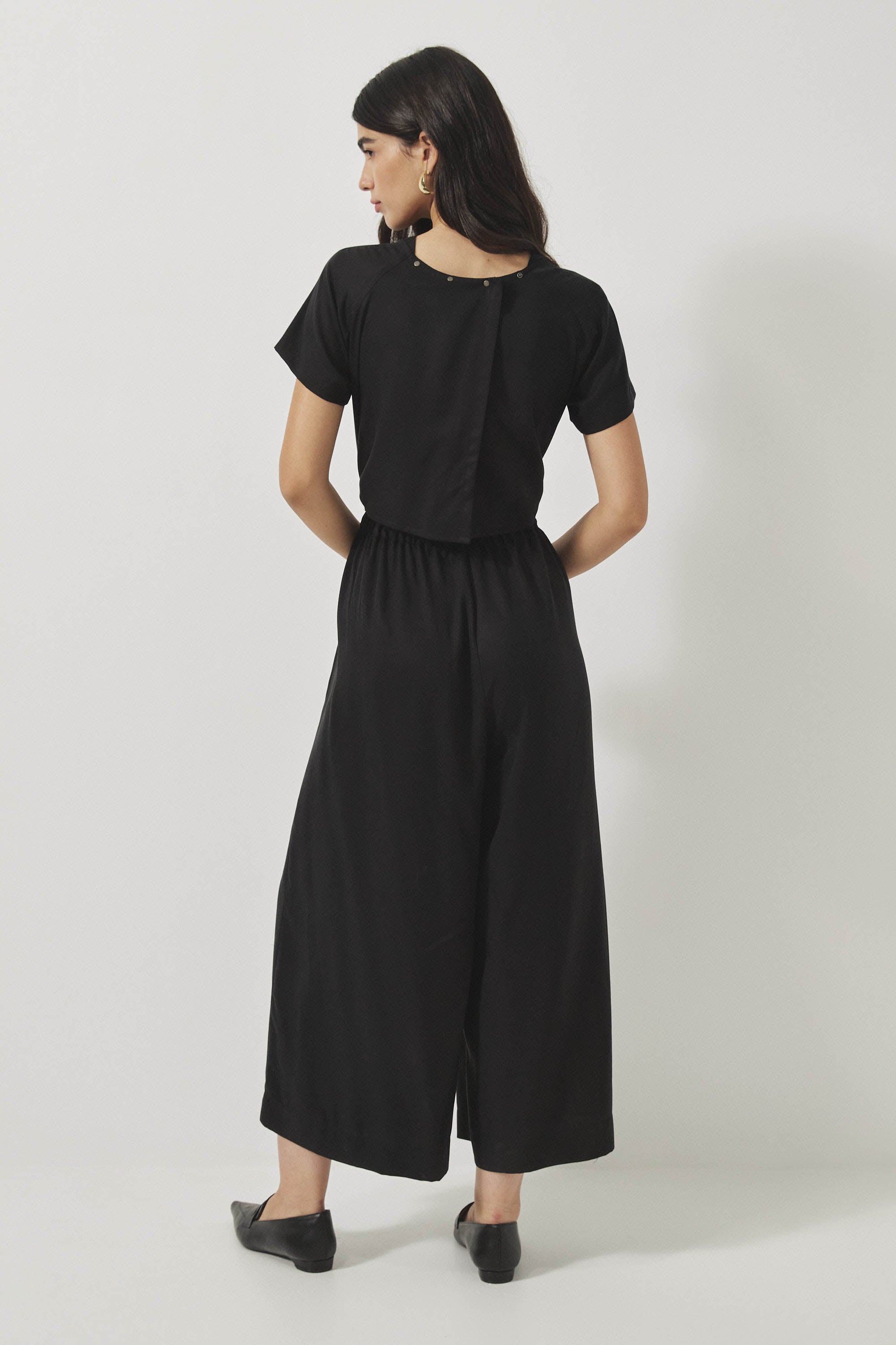 אוברול רית׳ם שרוול קצר שחור