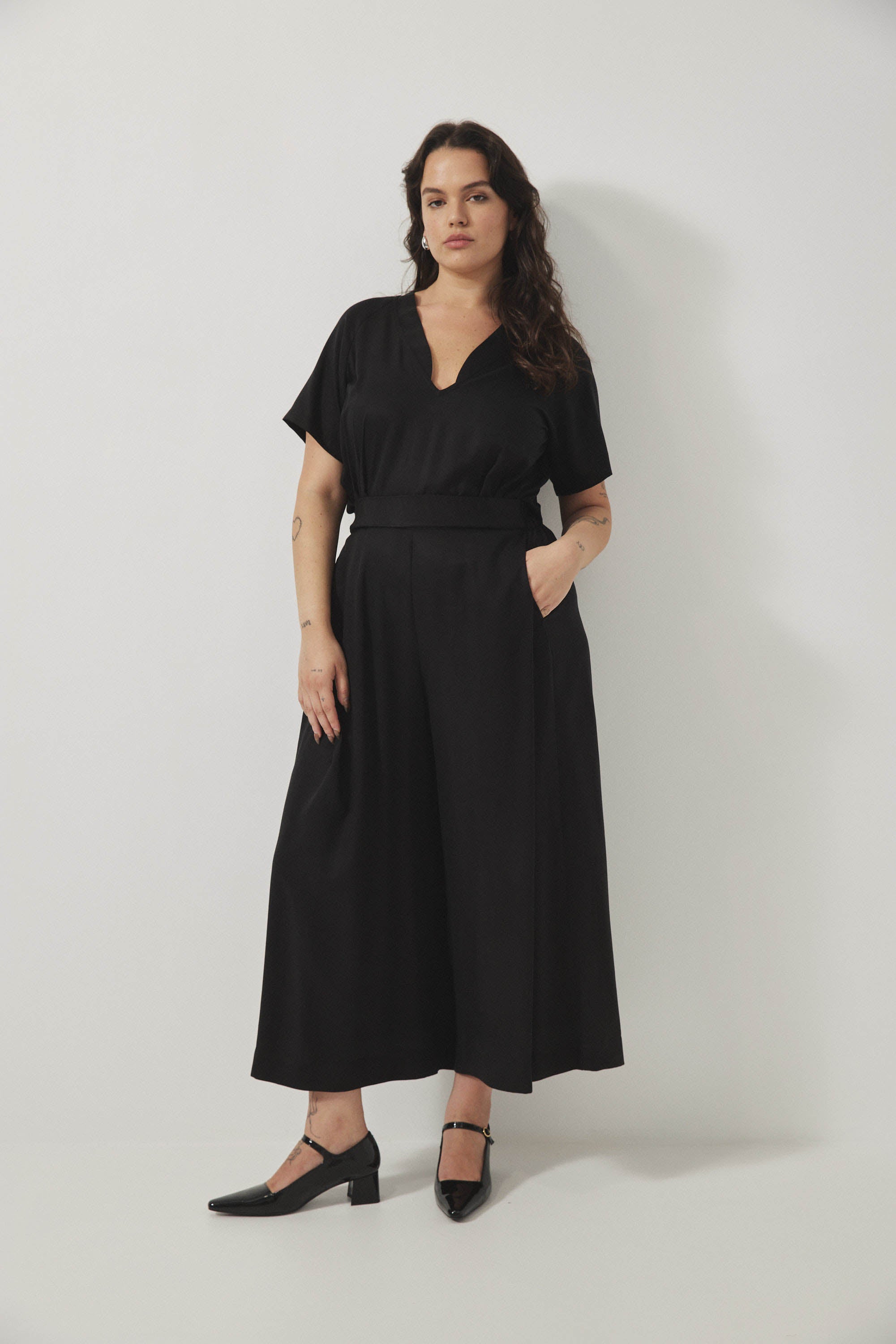 אוברול רית׳ם שרוול קצר שחור