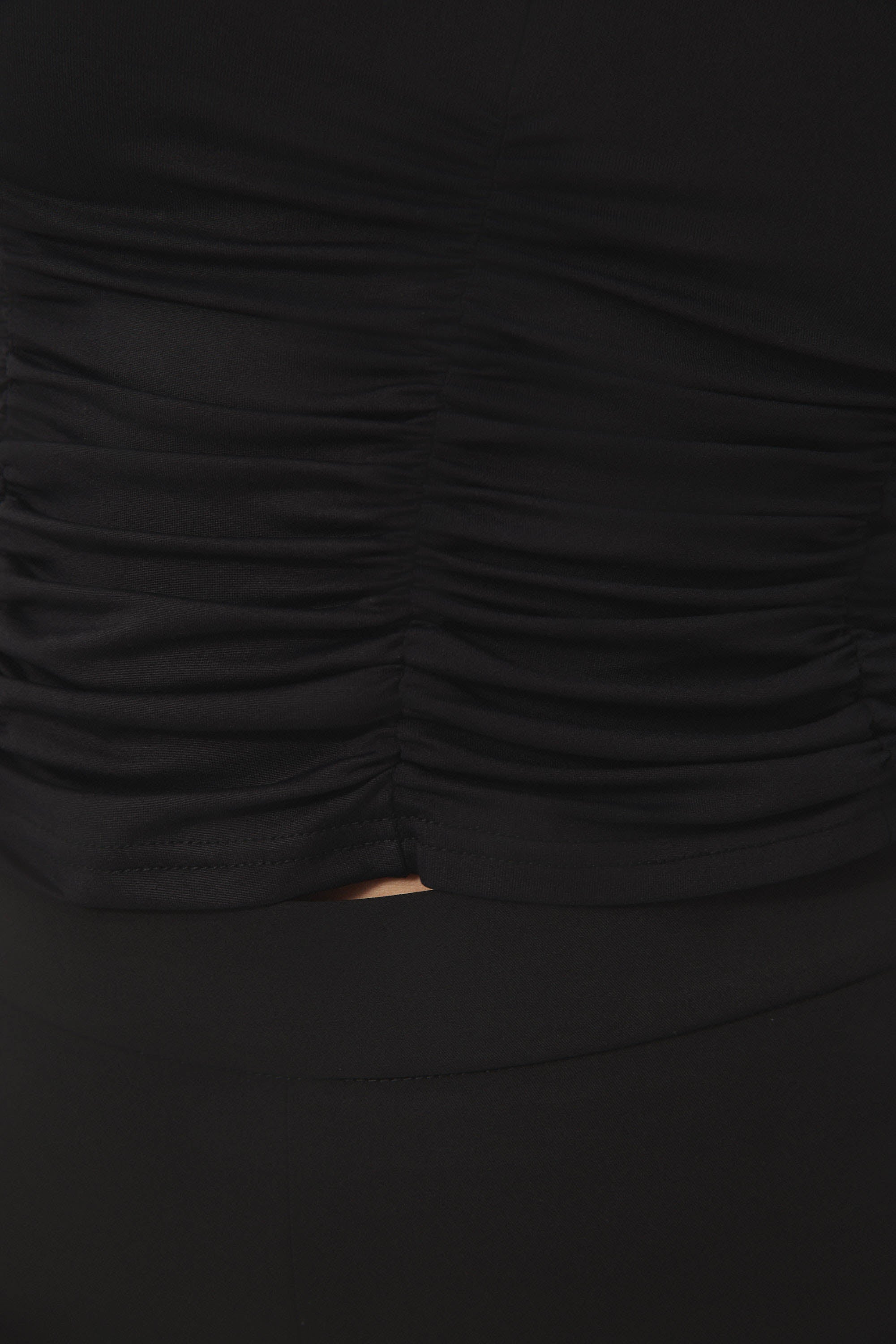 טופ סנדי שחור