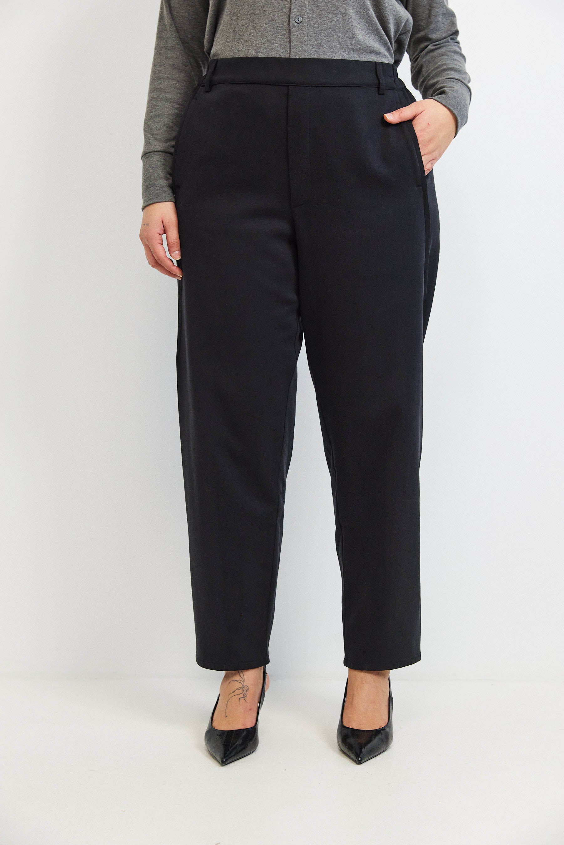 מכנסי מקס קומפורט שחור