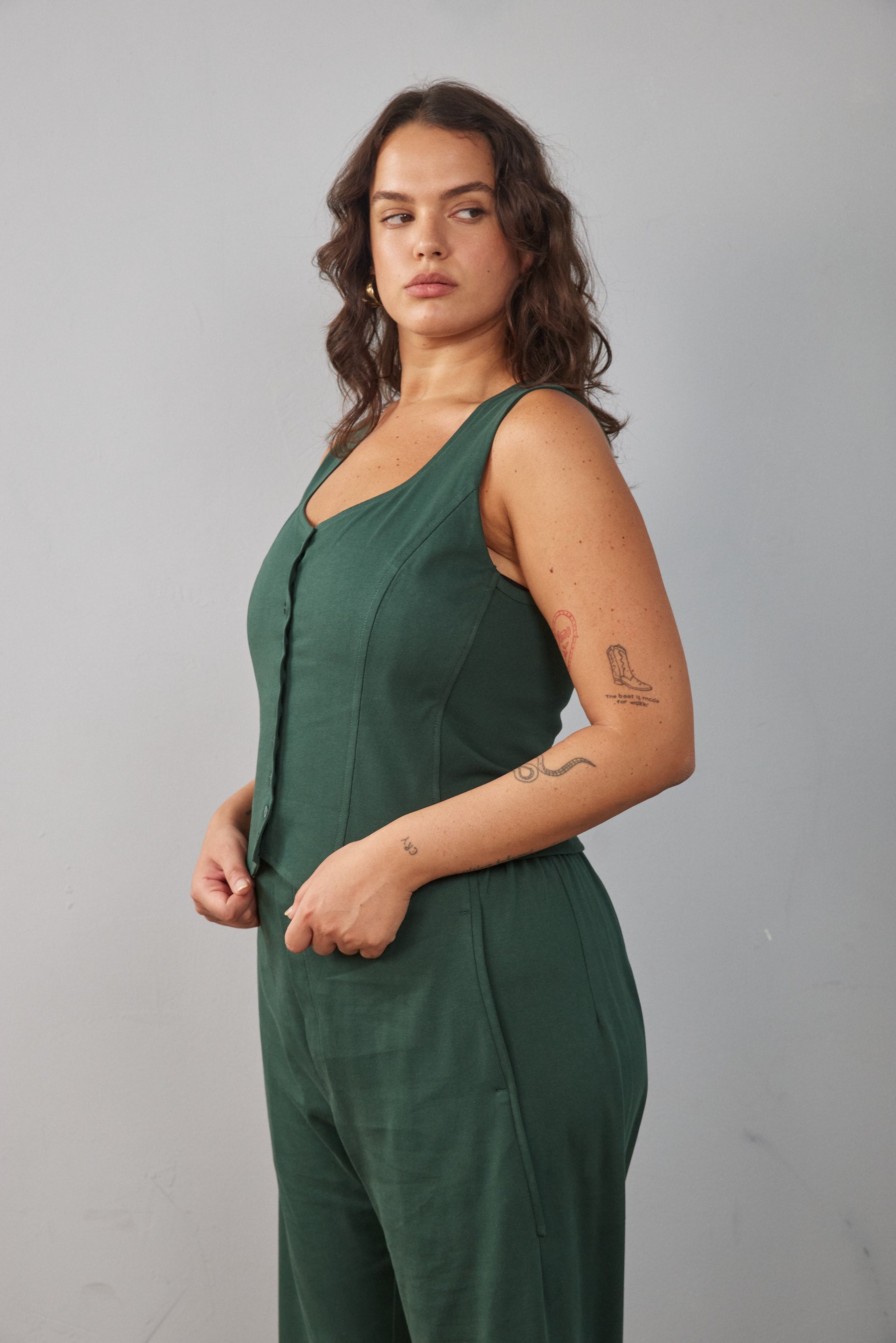 וסט מוצרט ירוק