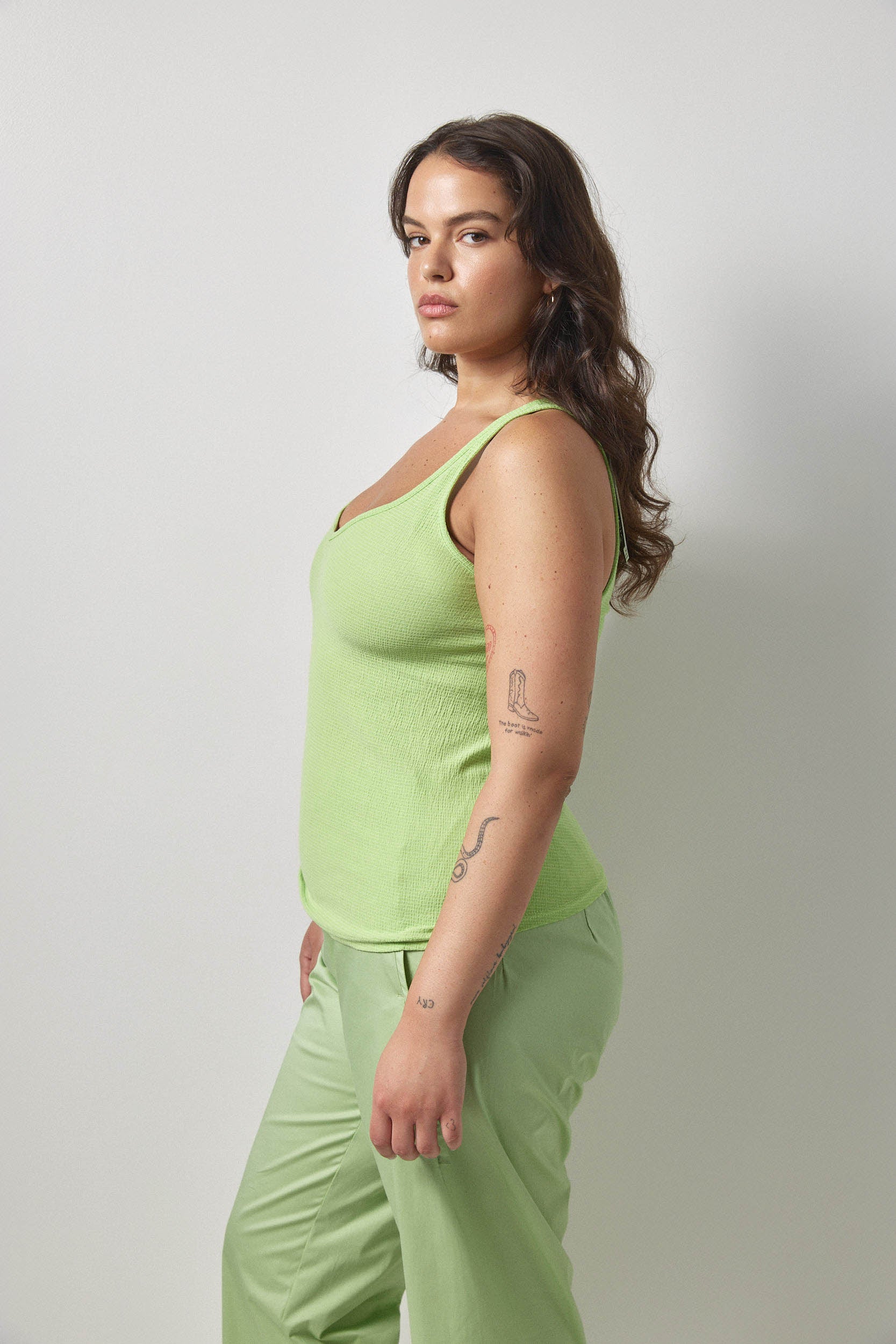 גופיית ג׳ייסון תפוח