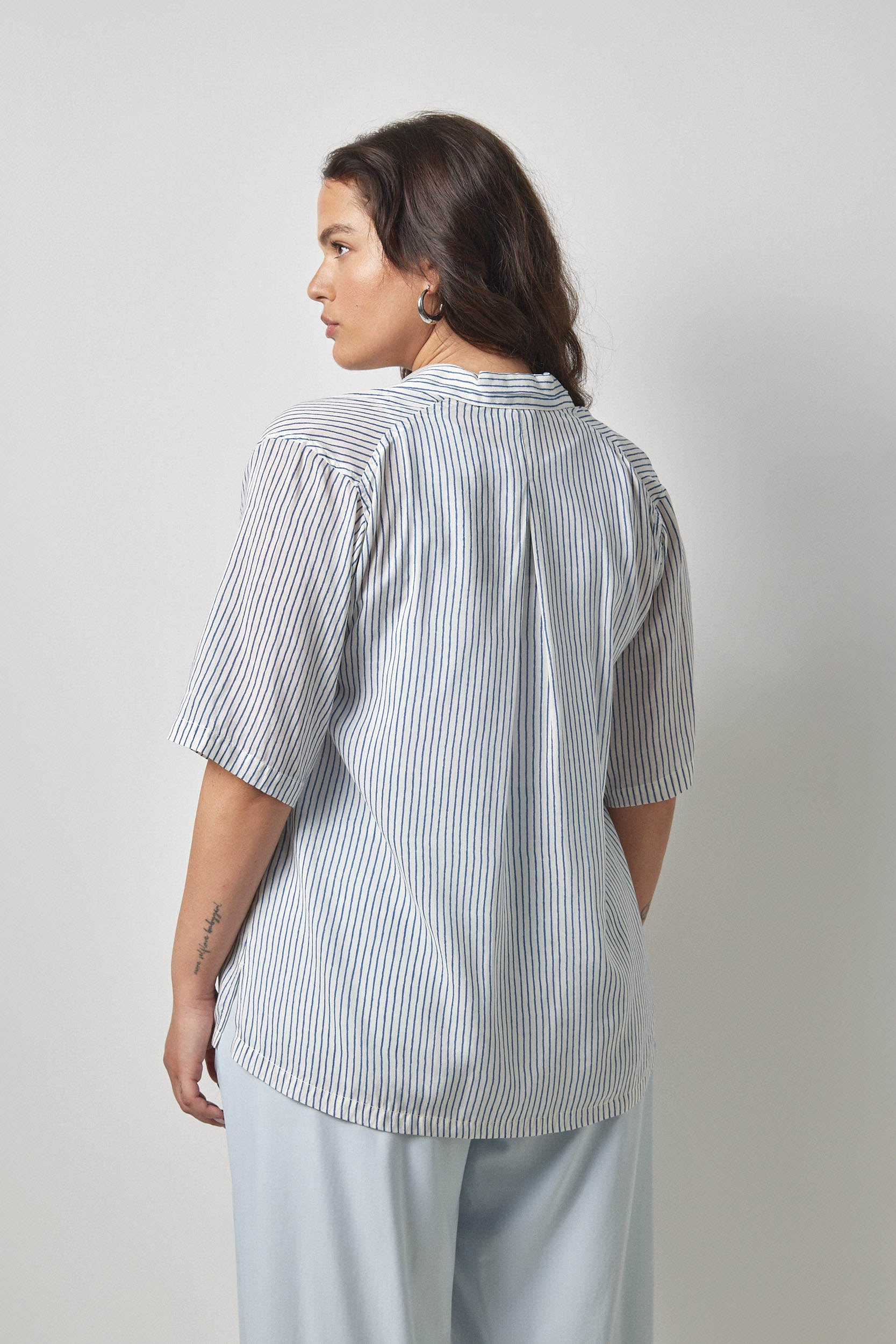 חולצת מוריס פסים