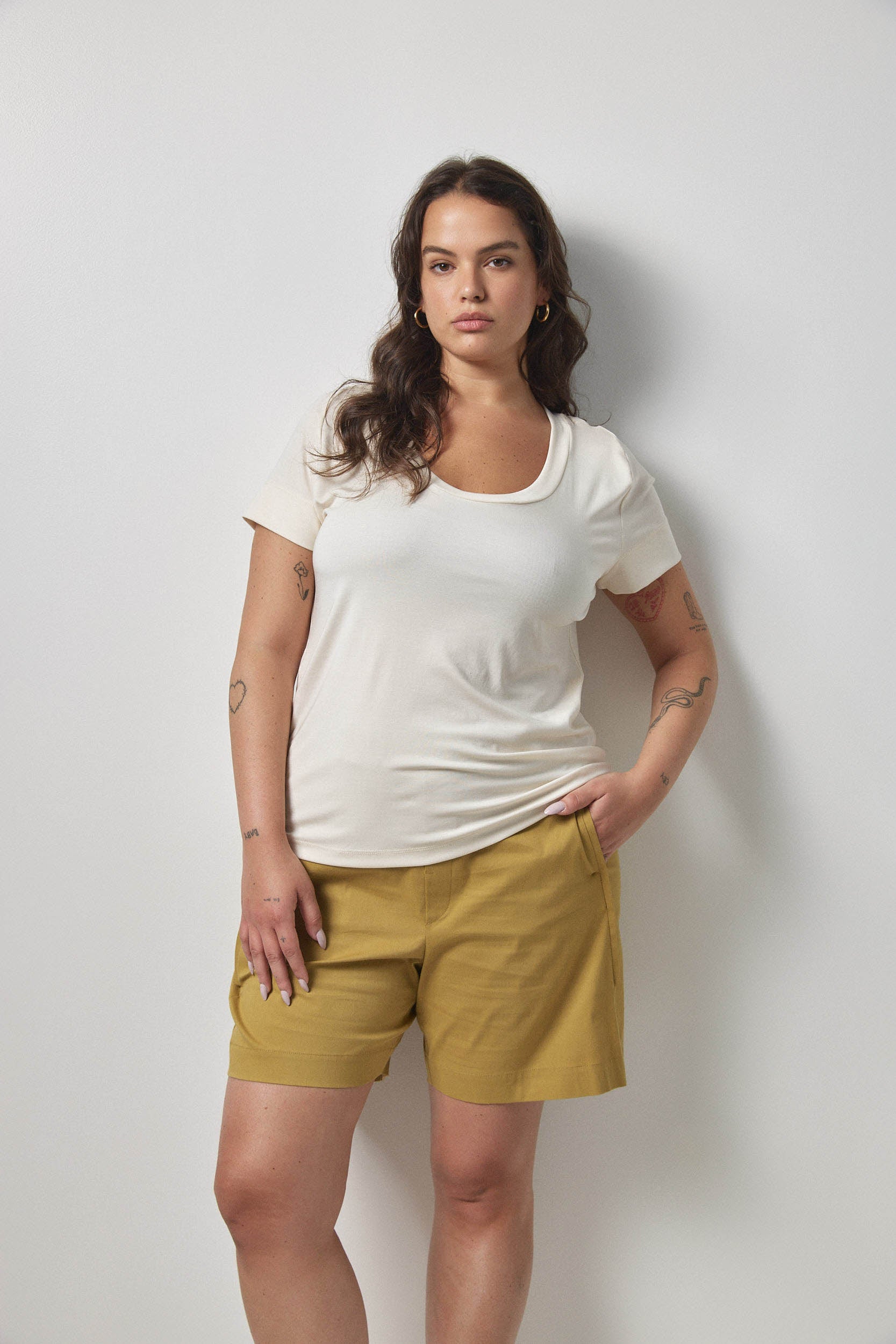 טי שירט רייצ׳ל שמנת