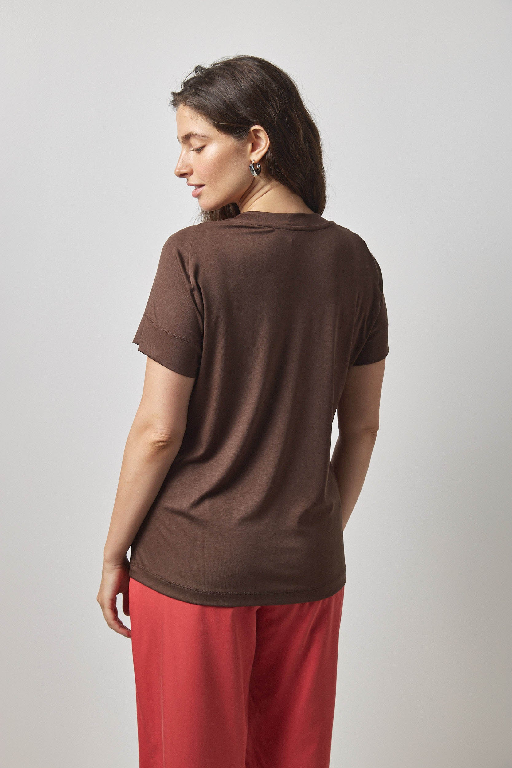 טי שירט רייצ׳ל חום