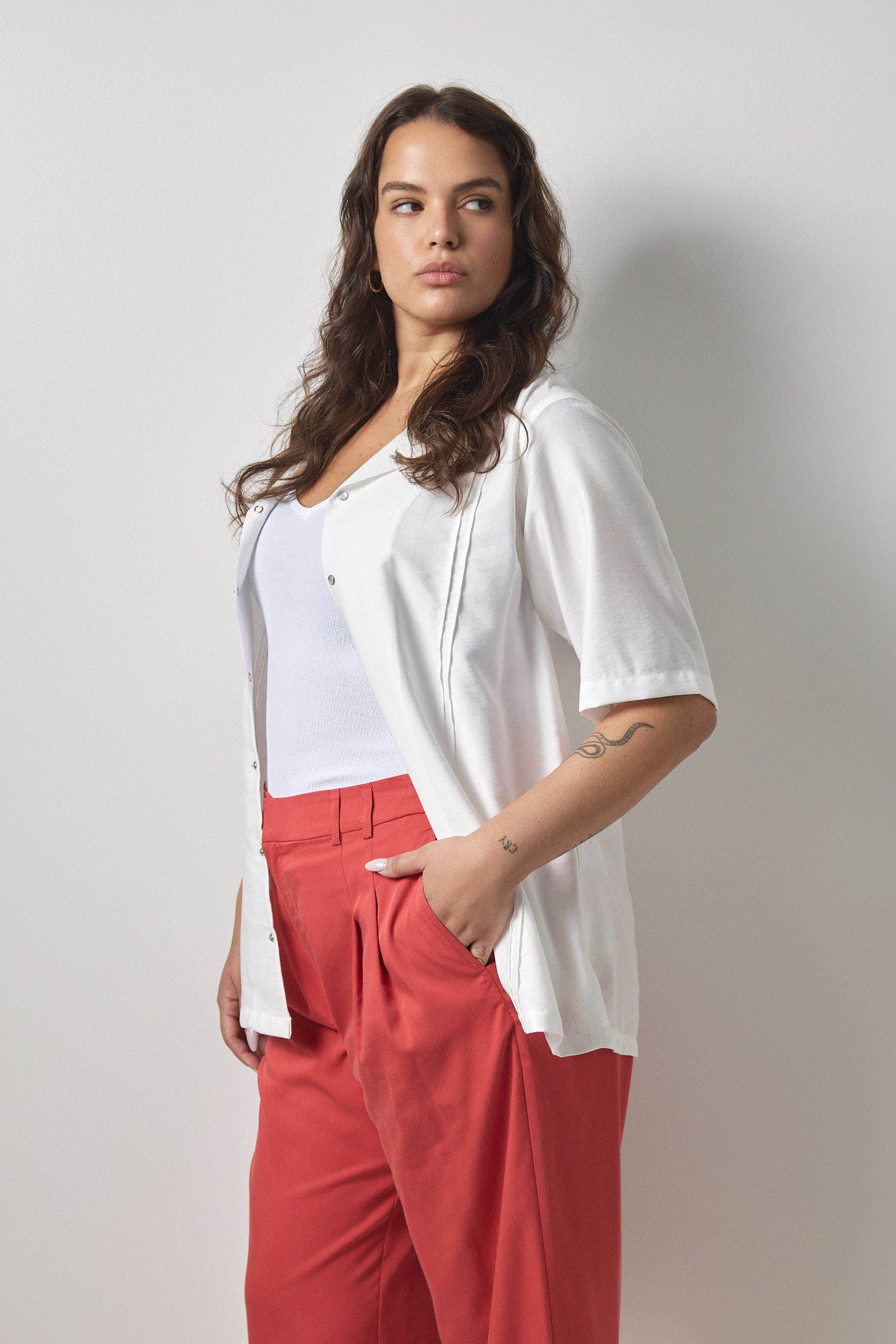 חולצת מוריס שמנת