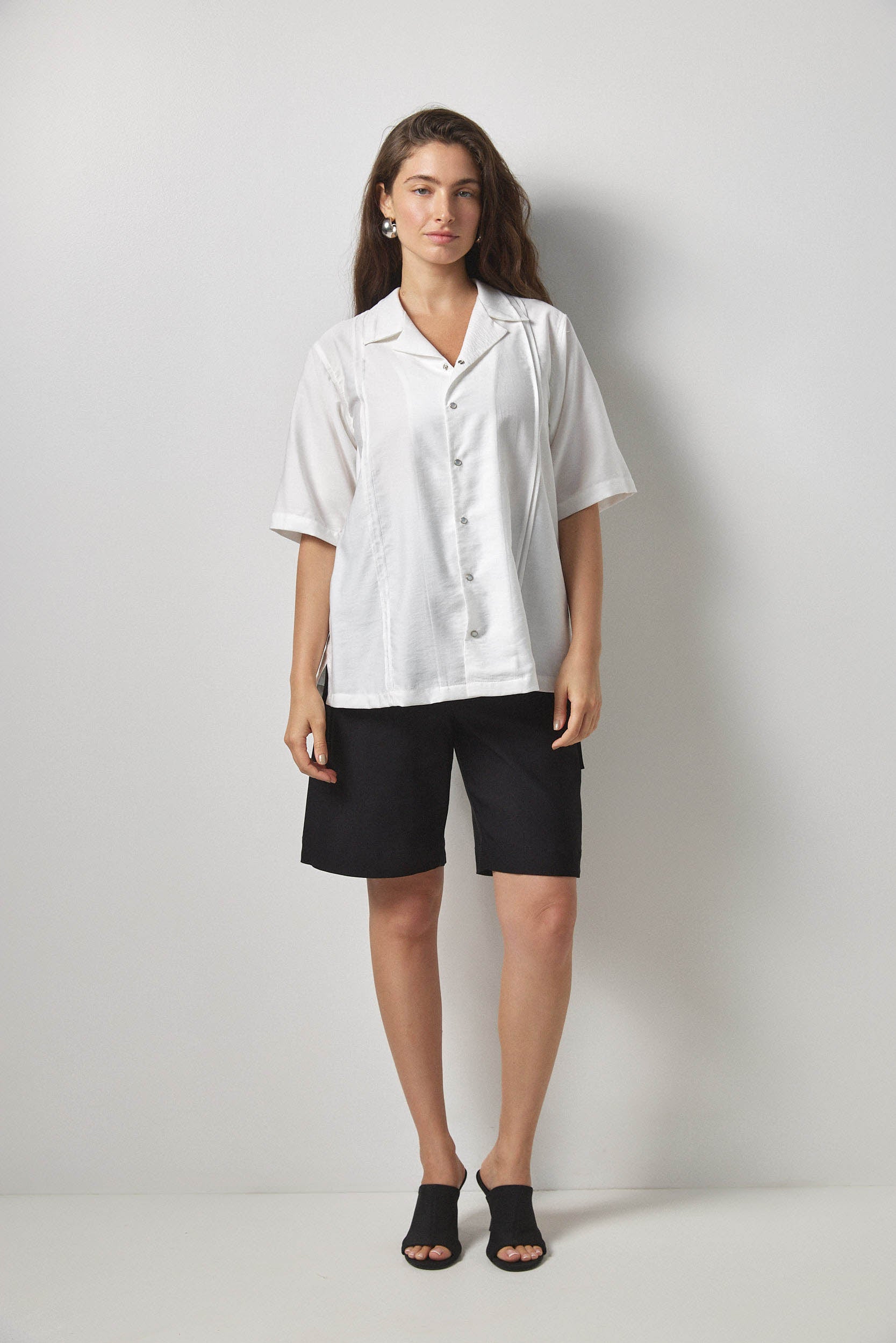 חולצת מוריס שמנת