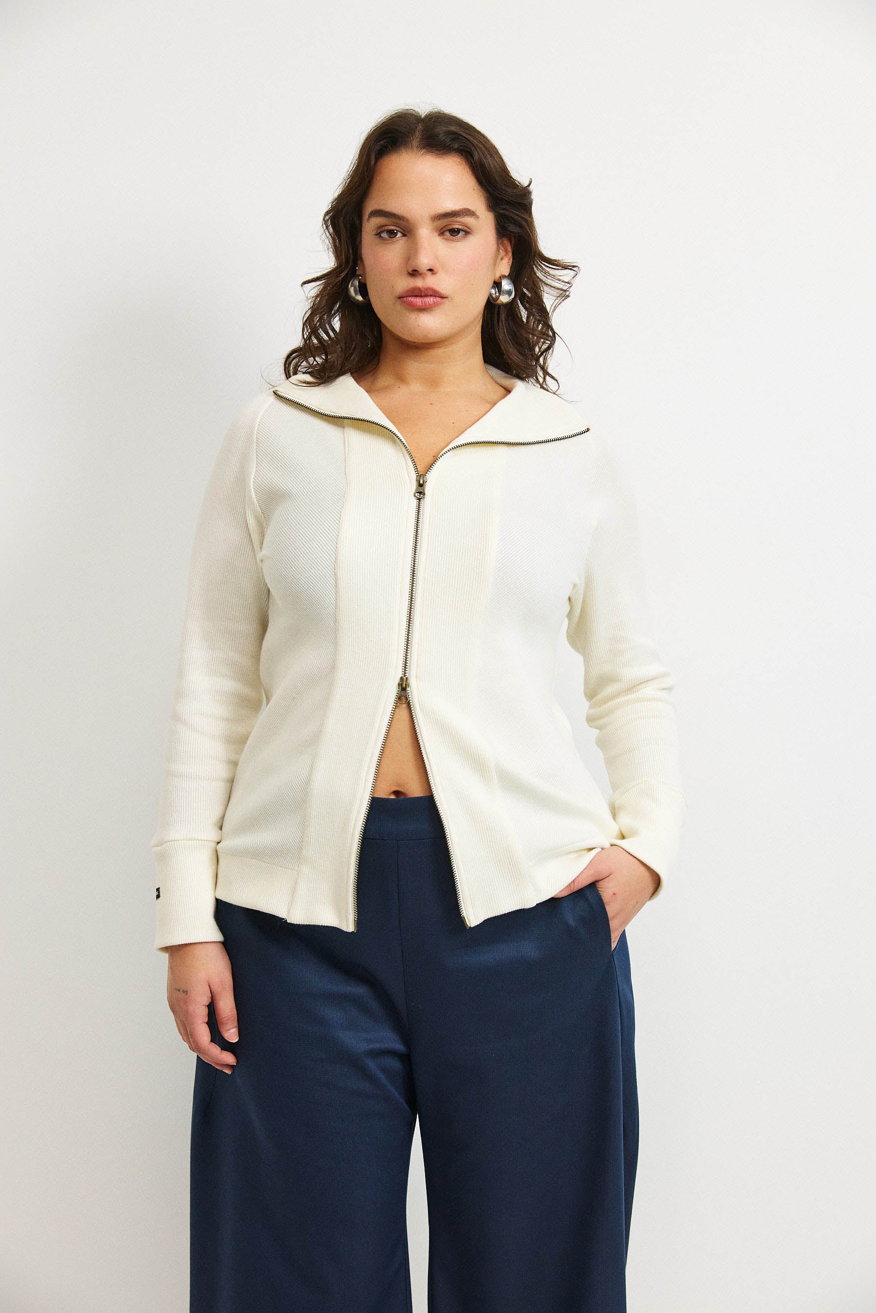 קרדיגן בקי שמנת