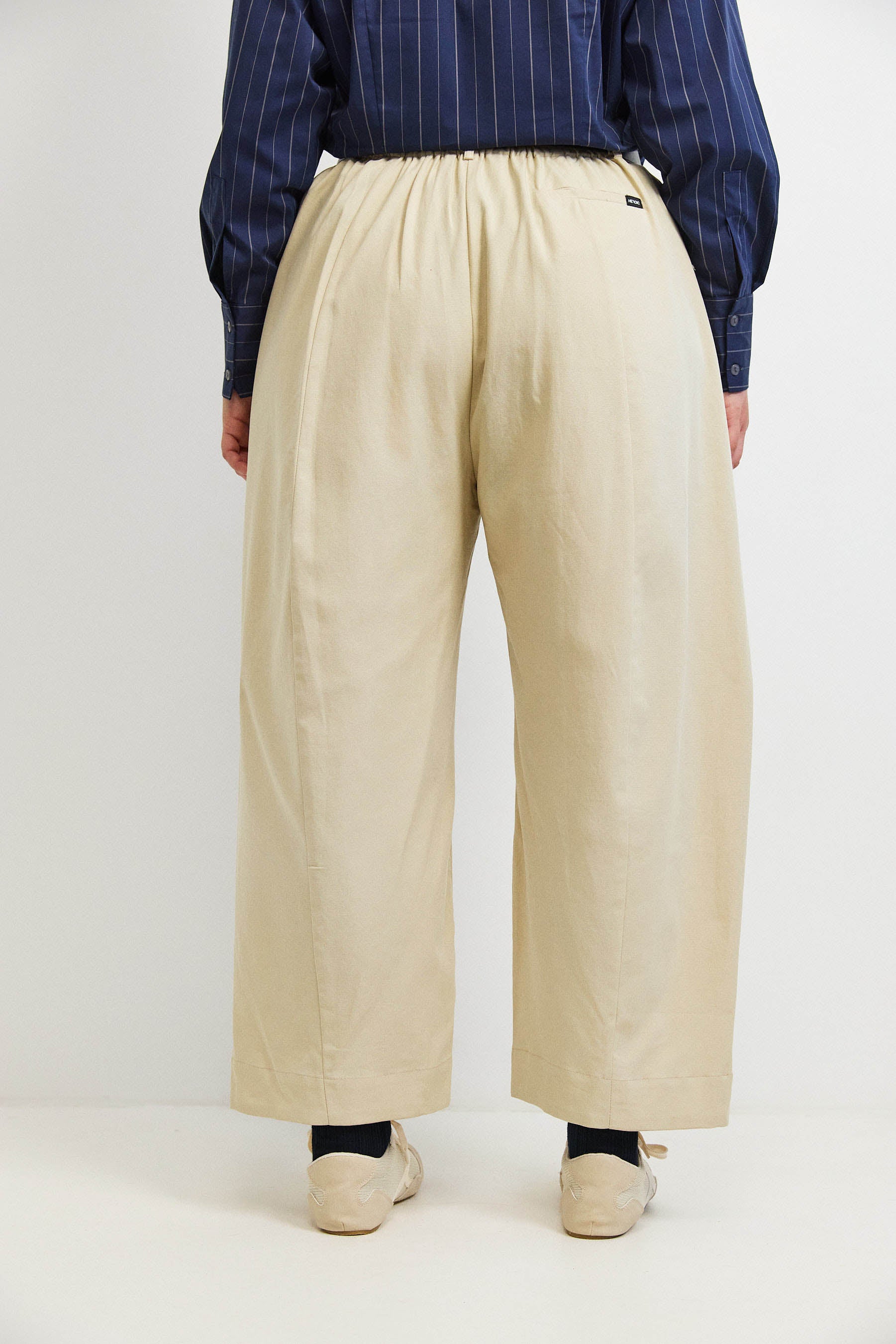 מכנסי ג'סמין דריל אבן