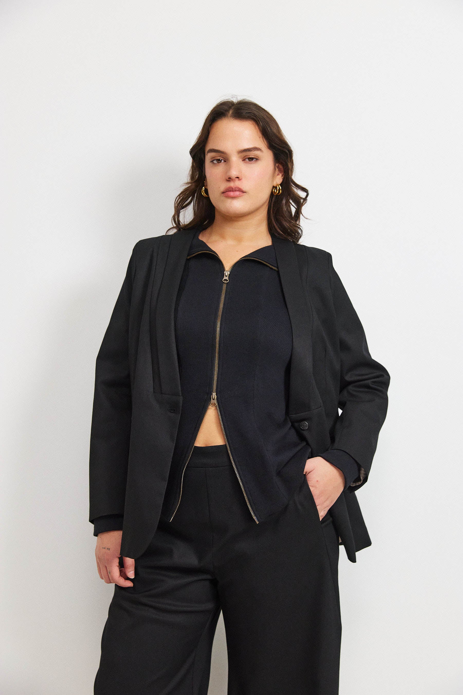 קרדיגן בקי שחור