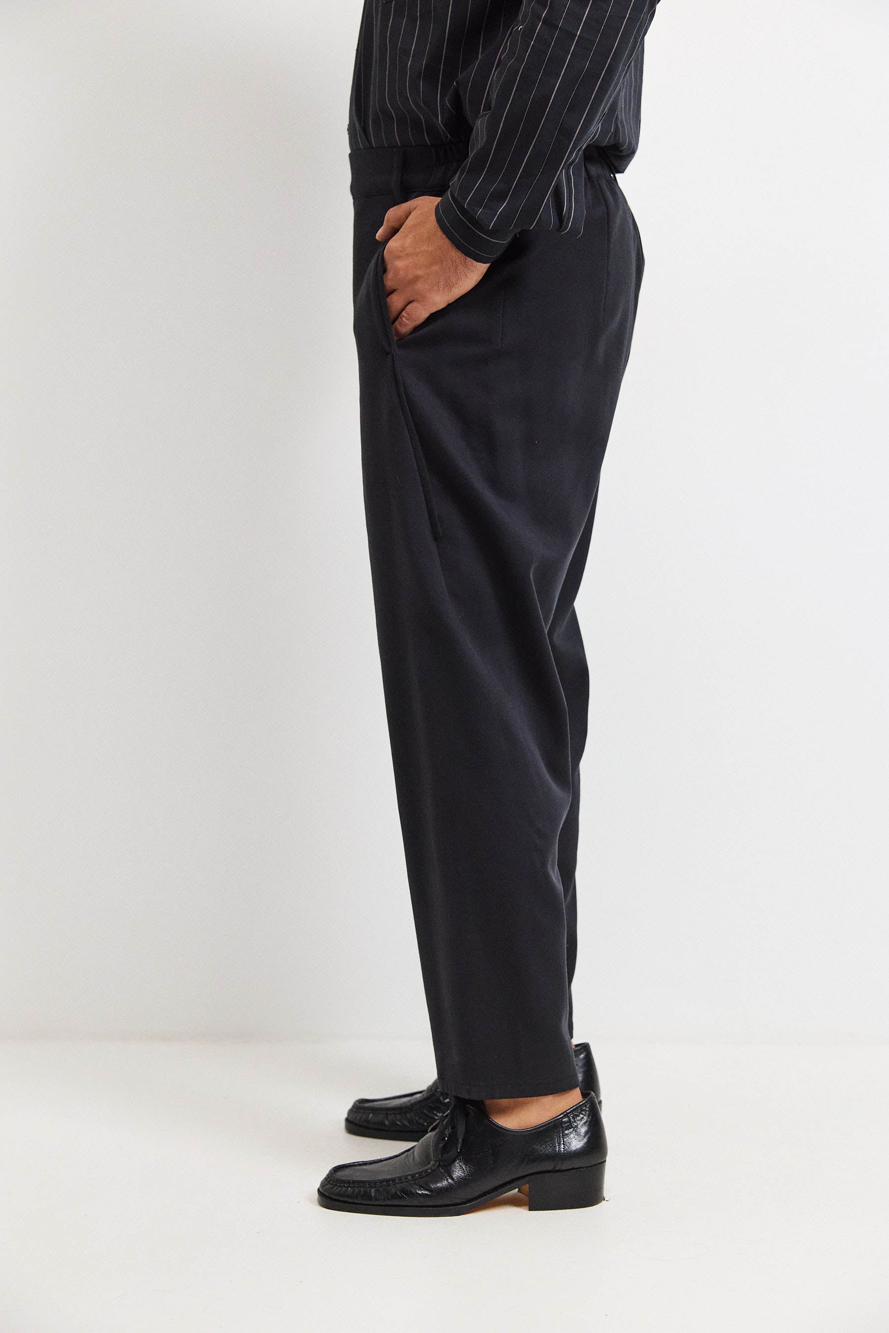 מכנסי מקס קומפורט גבר שחור