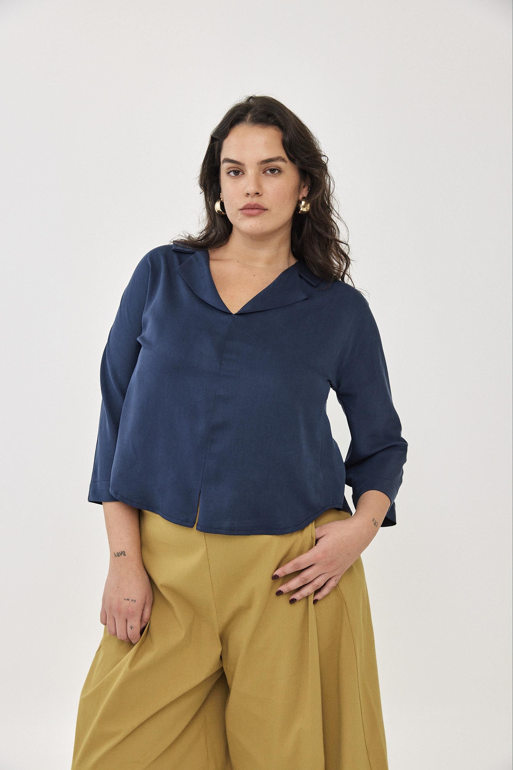 חולצת אלן נייבי