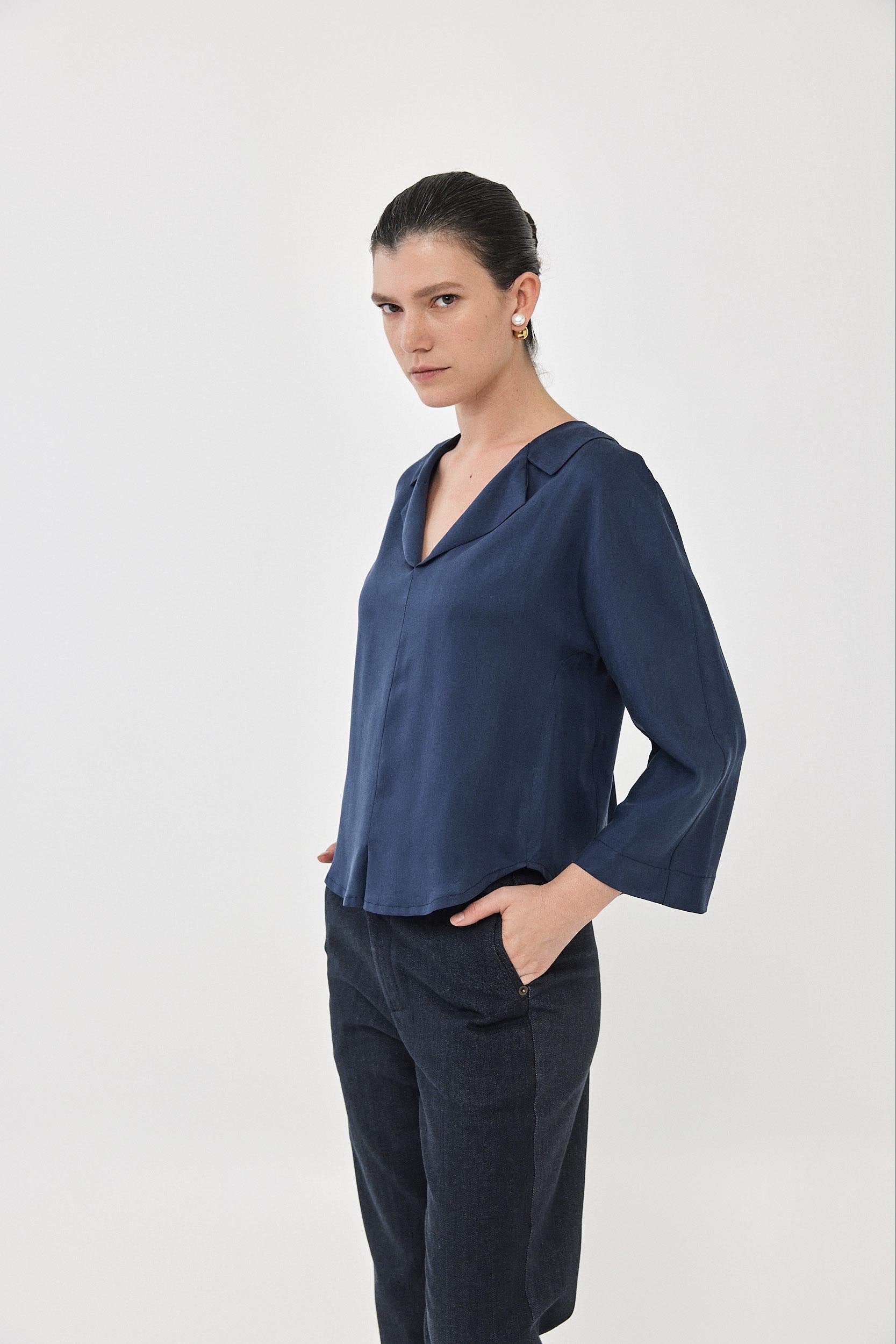 חולצת אלן נייבי