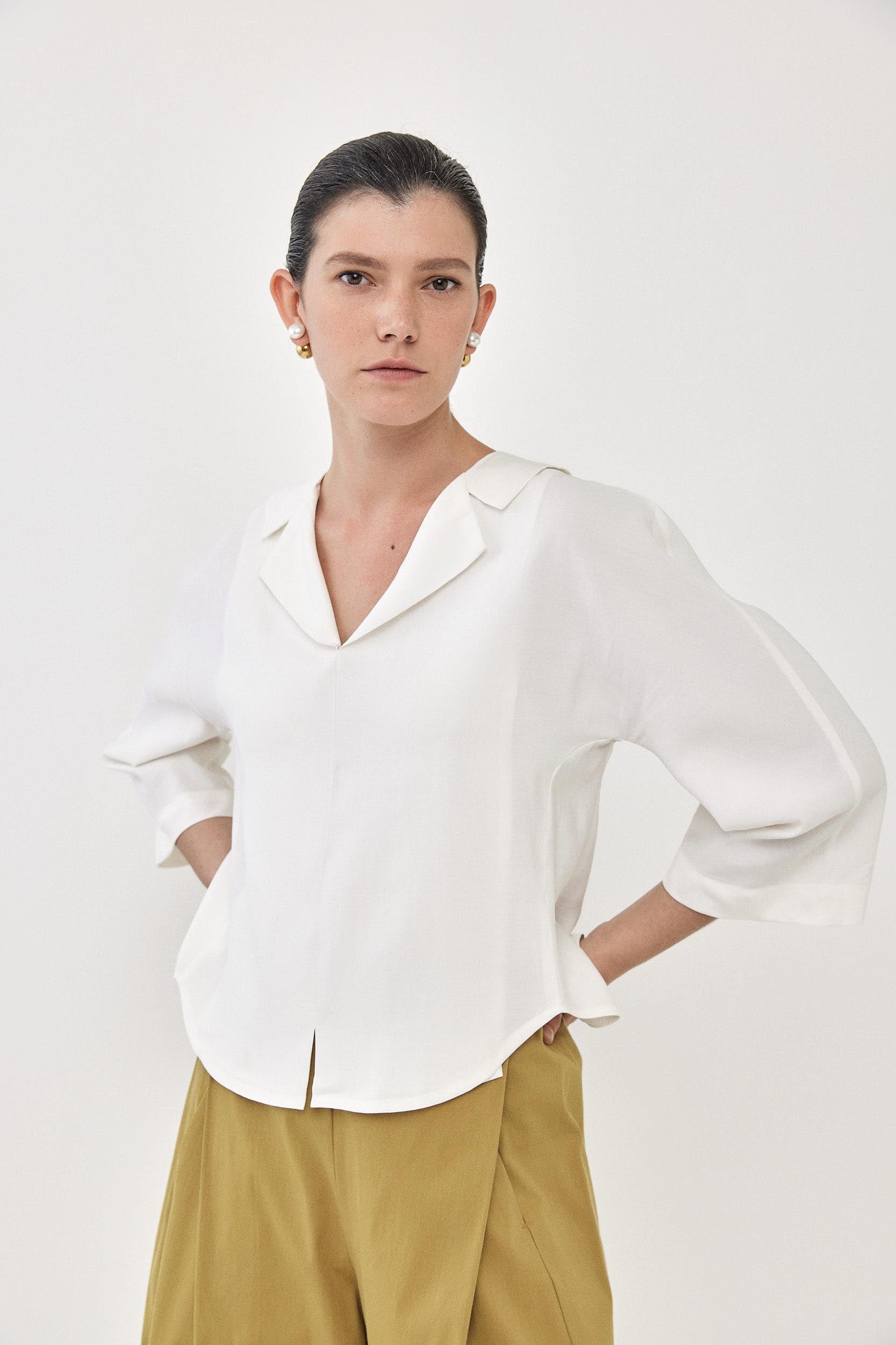 חולצת אלן שמנת