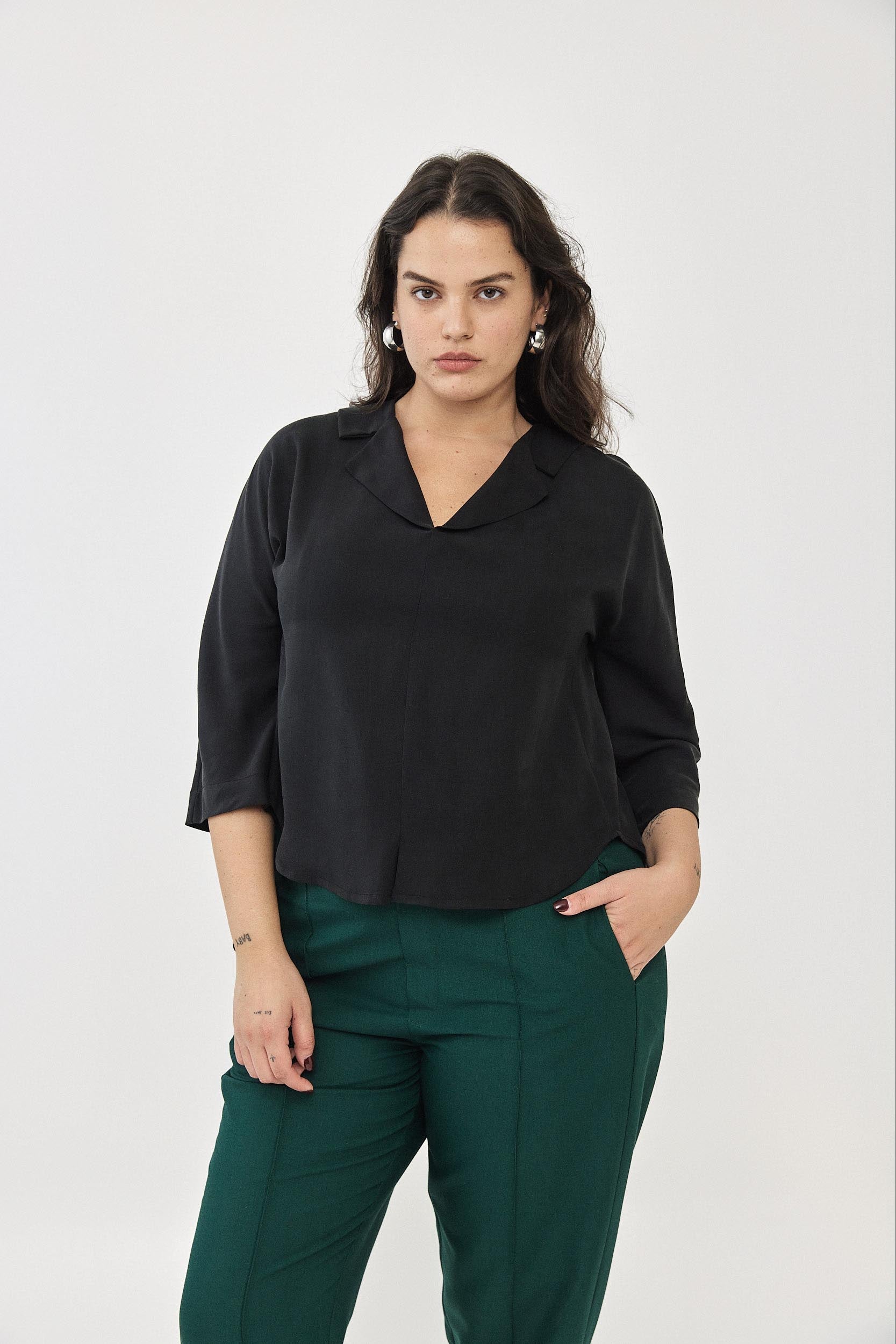 חולצת אלן שחור