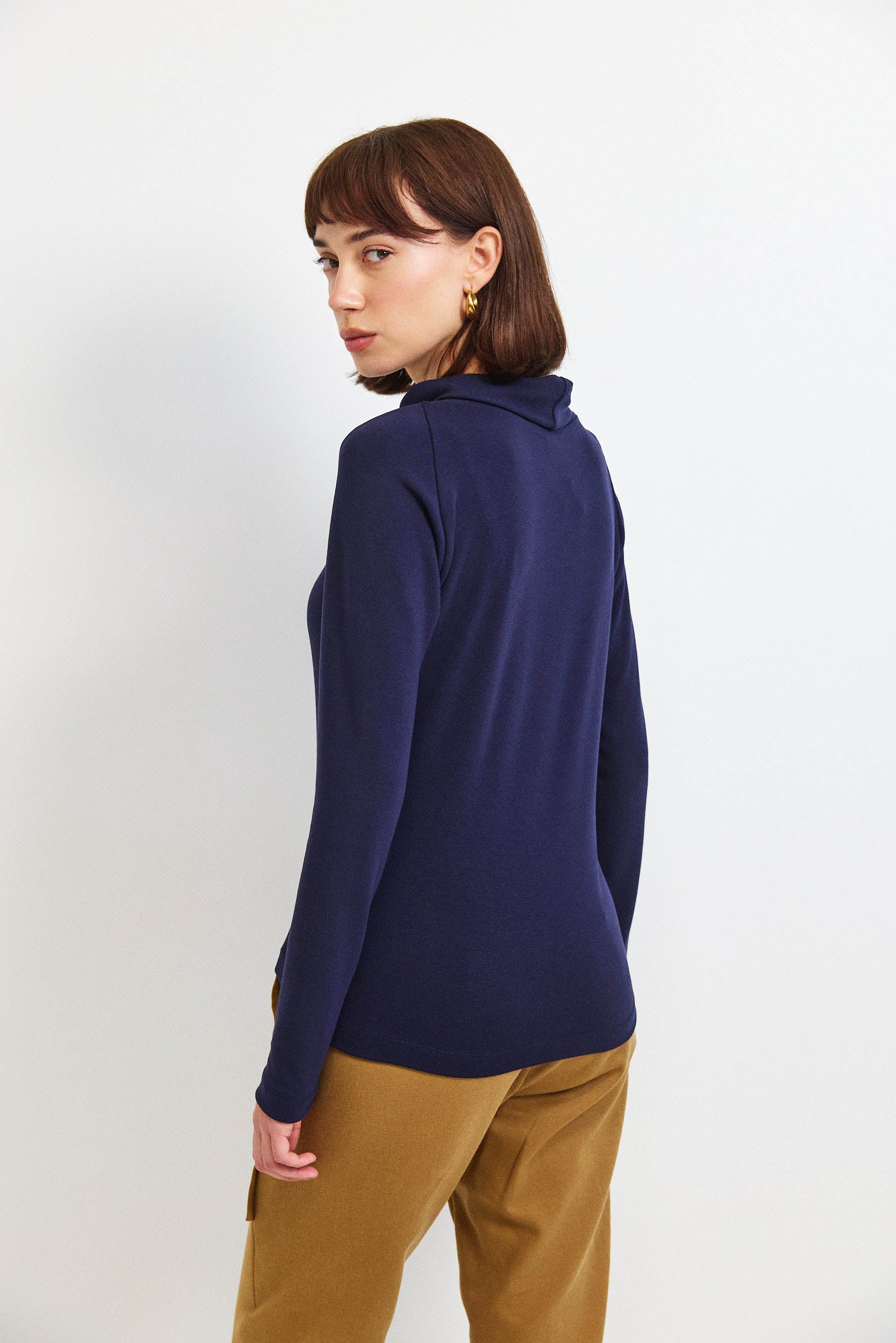 גולף ברונו סריג נייבי