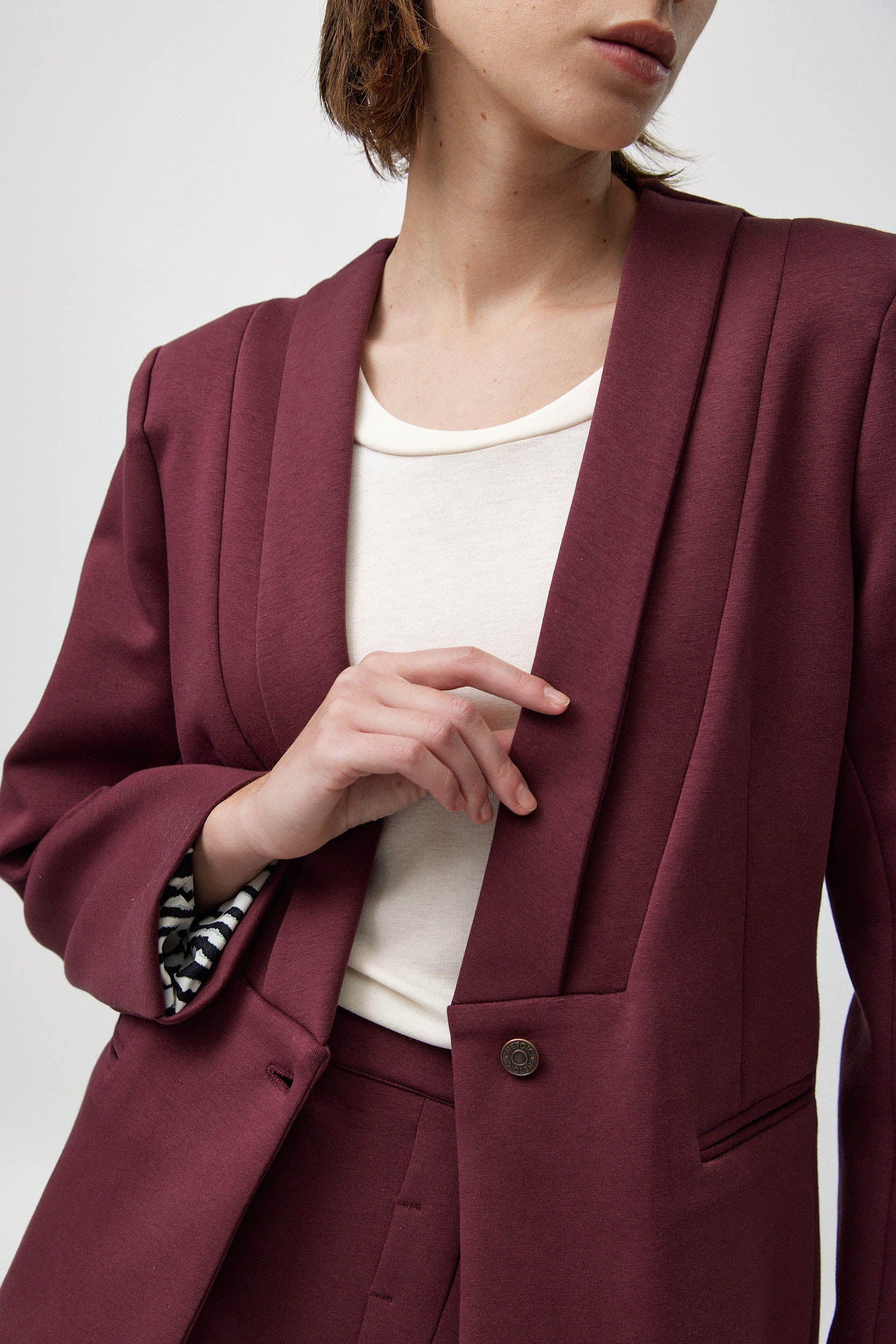 ג׳קט פולי בורגונדי