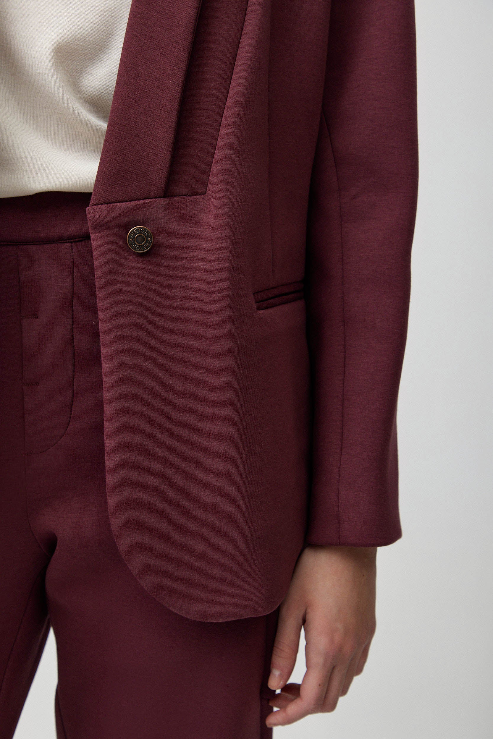 ג׳קט פולי בורגונדי