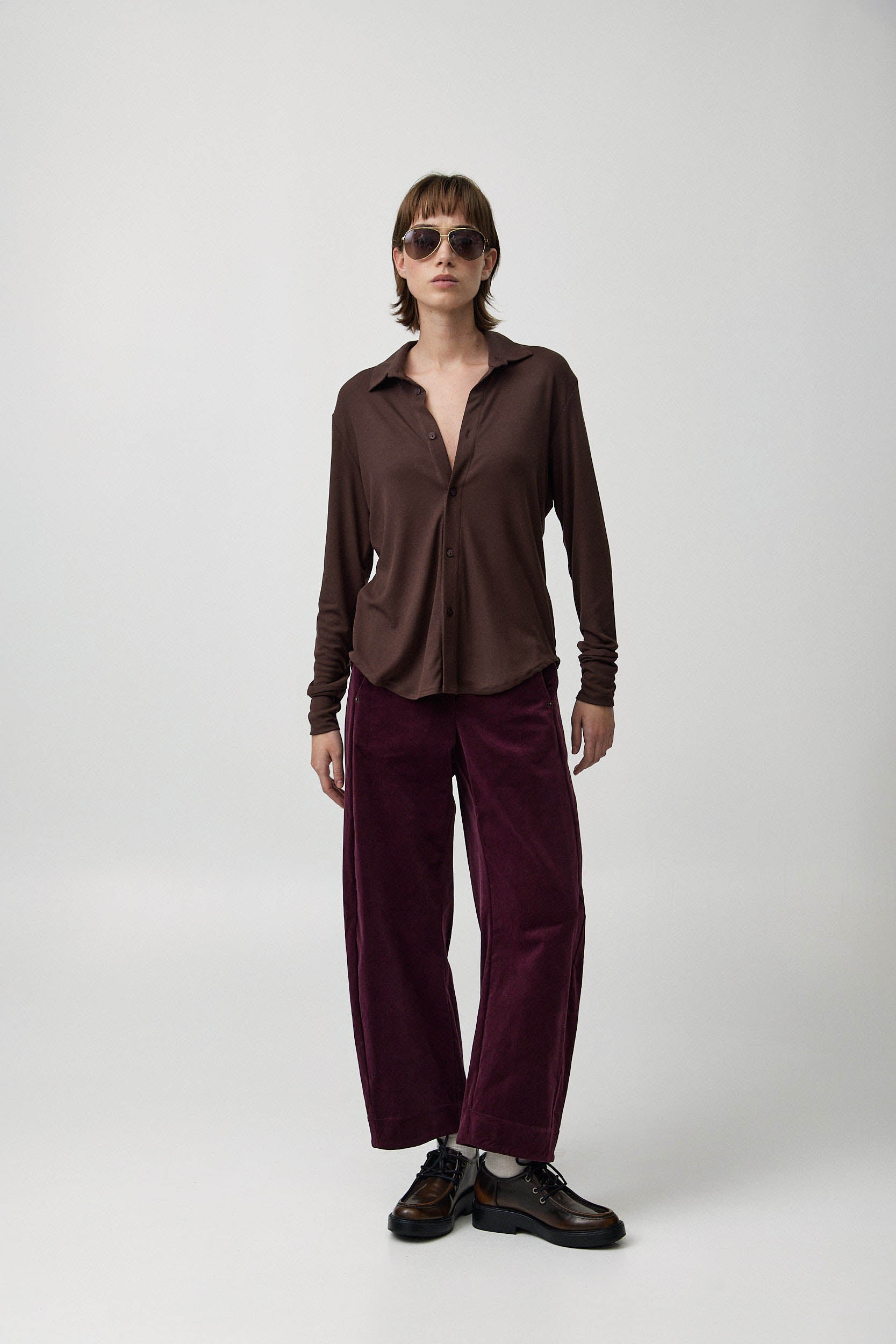 מכנסי ג׳סמין קורדרוי בורגונדי