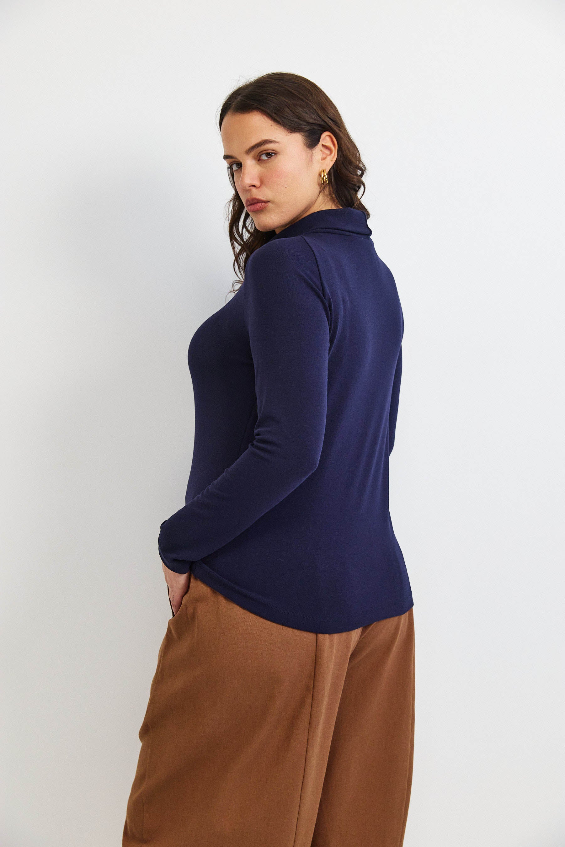 גולף ברונו סריג נייבי