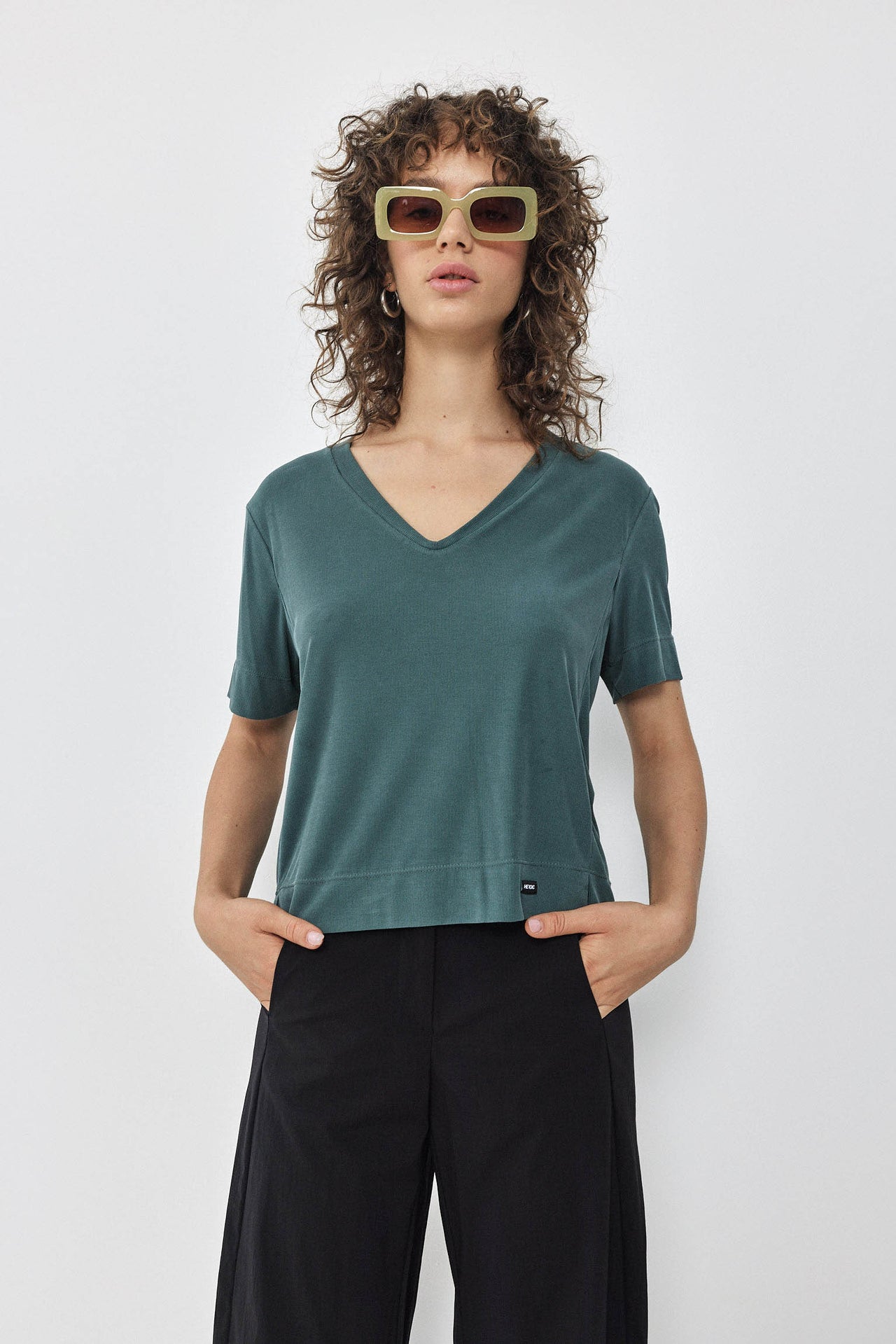 V CHER T-Shirt S24 (XS-M) - Light Green