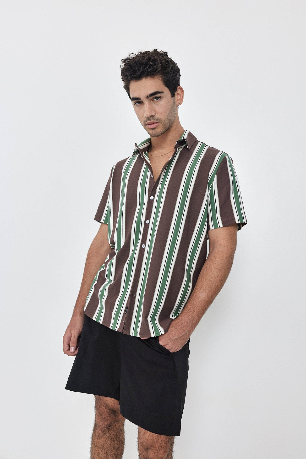 SHORT KAI Shirt S24 (XS-XL) - Brown / Light Green