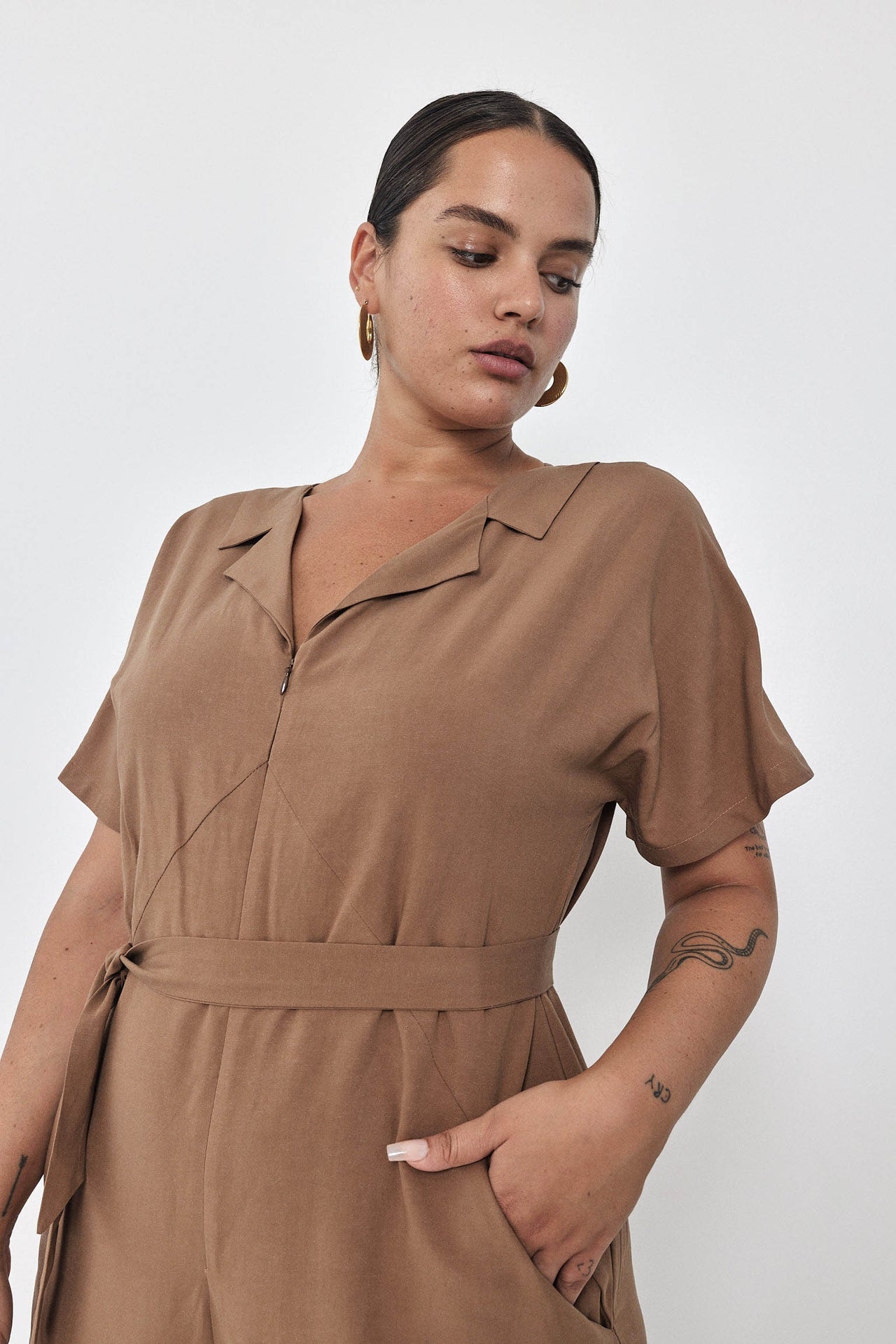 ALINA Jumpsuit S24 (L-XXL) - Camel