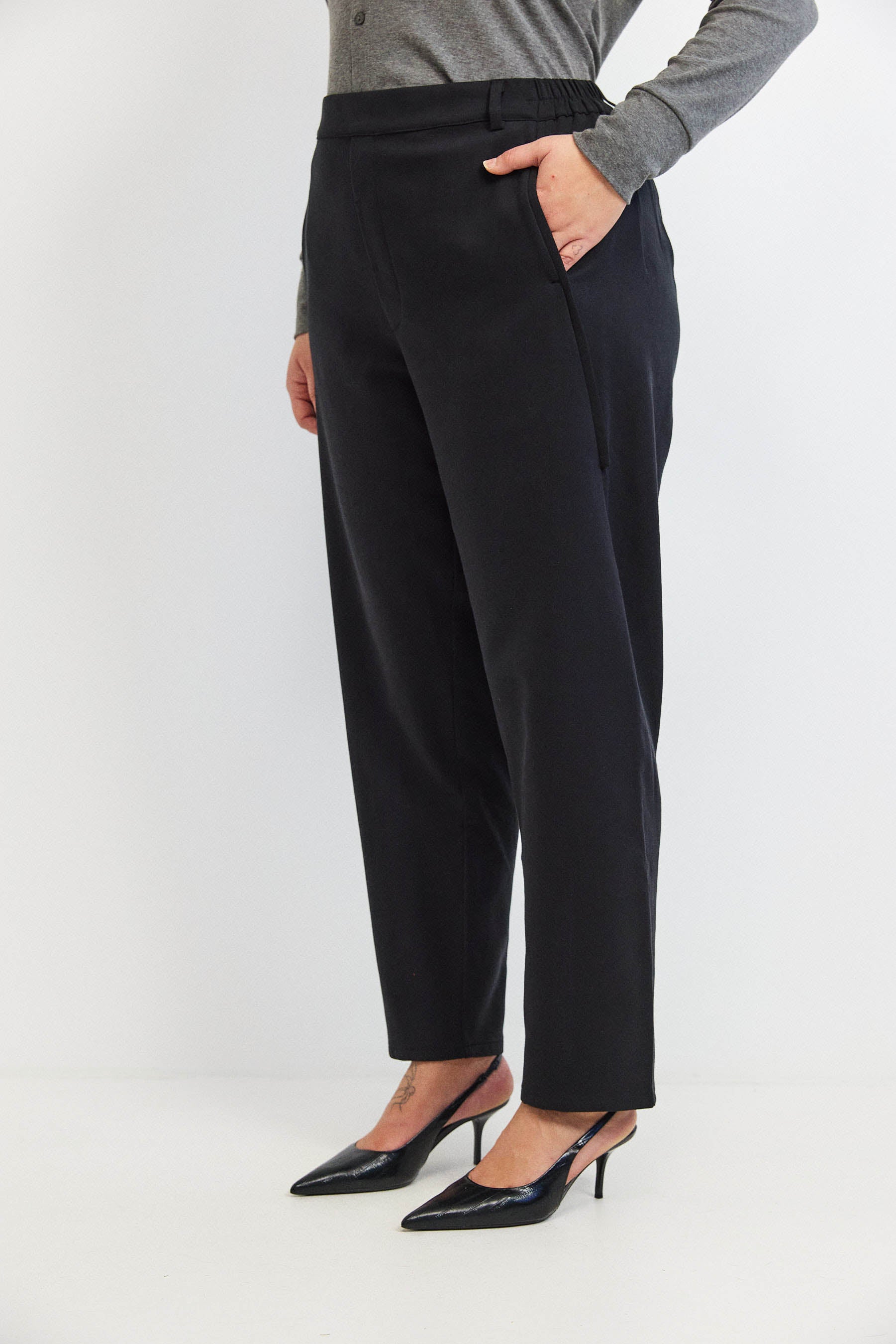 מכנסי מקס קומפורט שחור