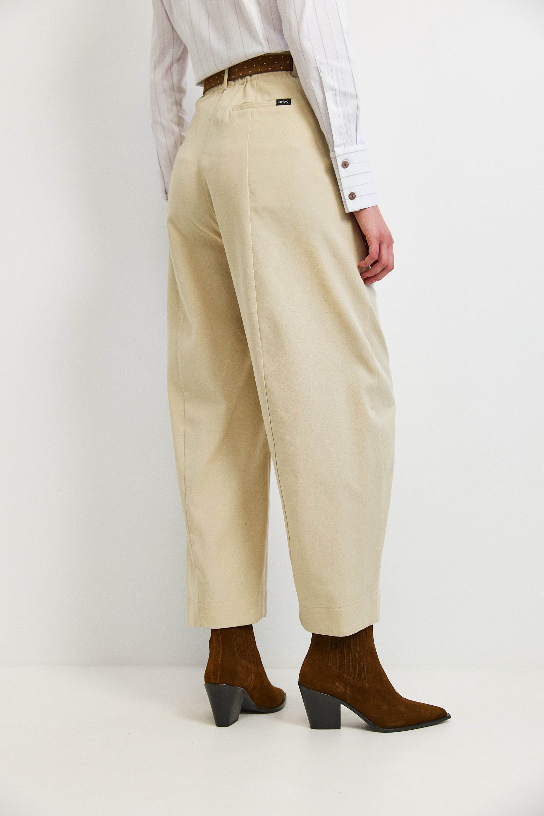 מכנסי ג'סמין דריל אבן