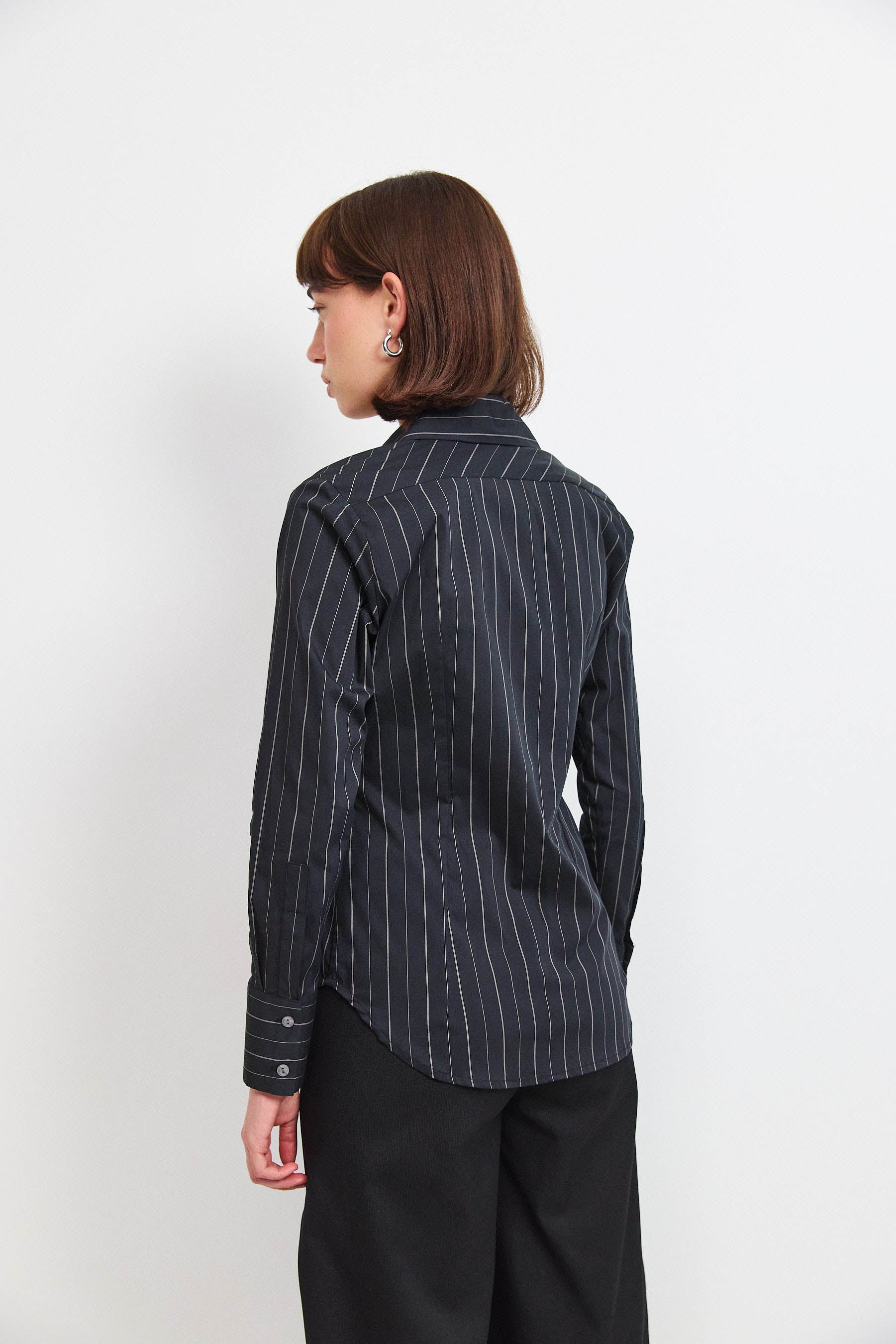 חולצת קאי פסים שחור