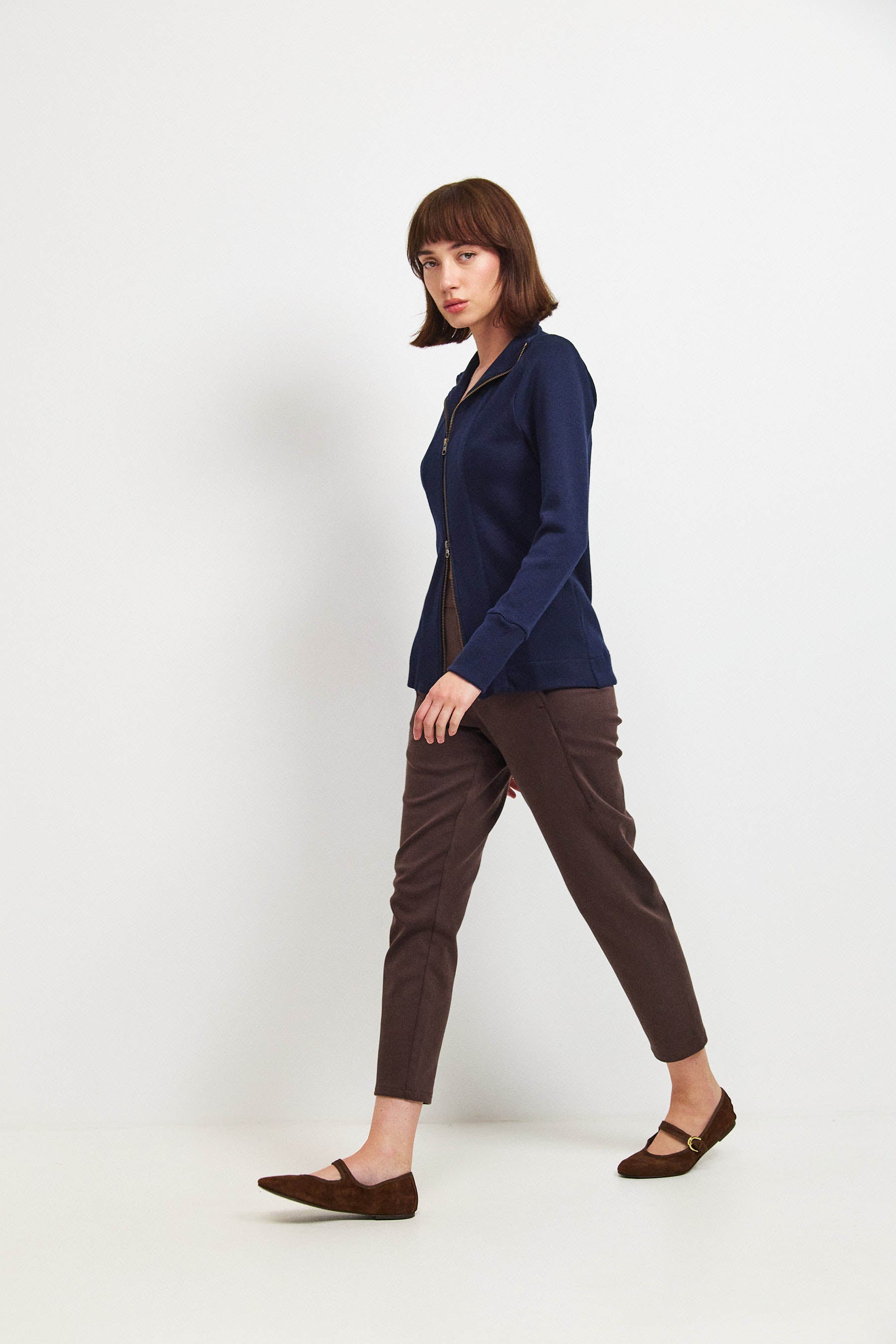 קרדיגן בקי נייבי