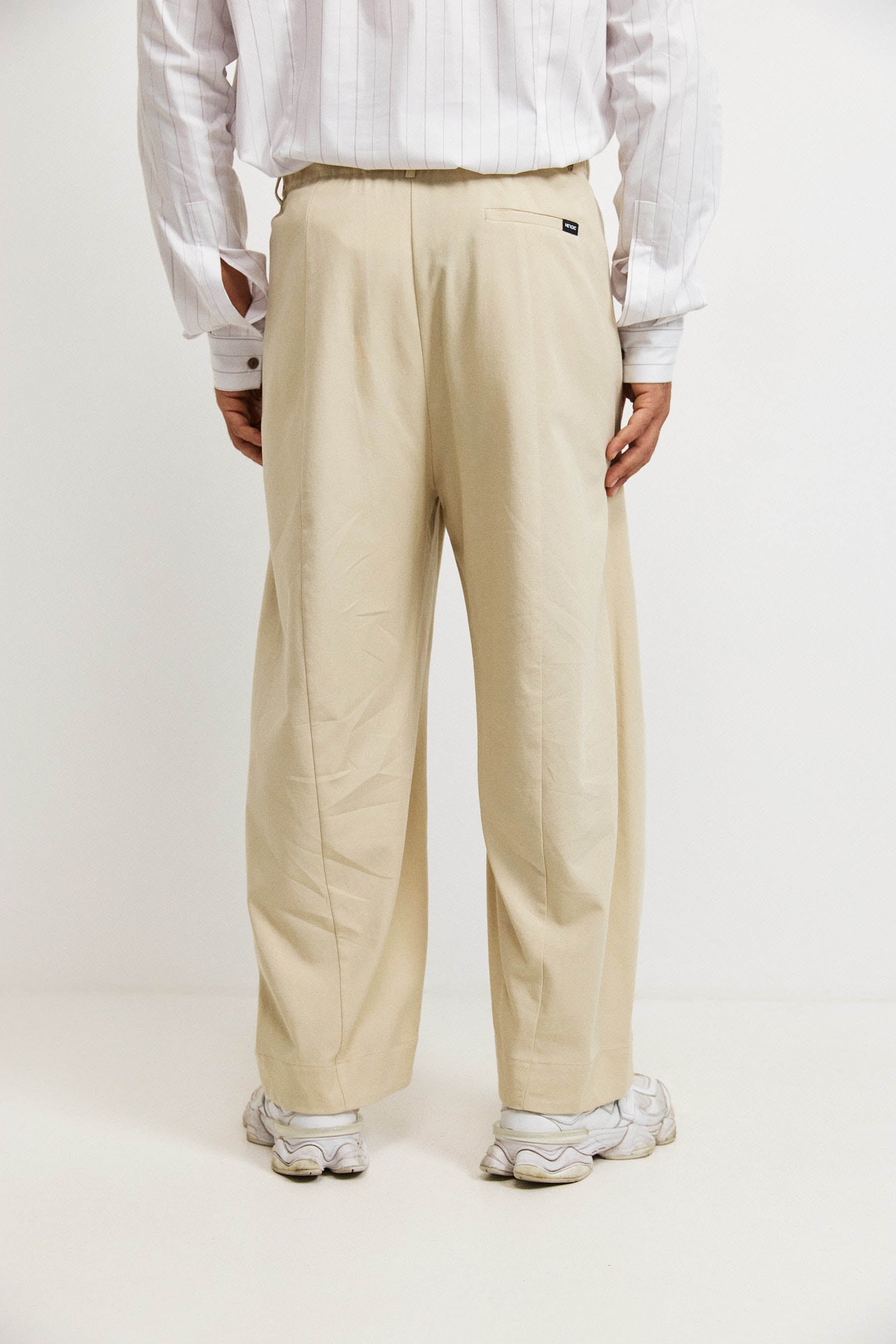 מכנסי ג׳סמין דריל גבר אבן