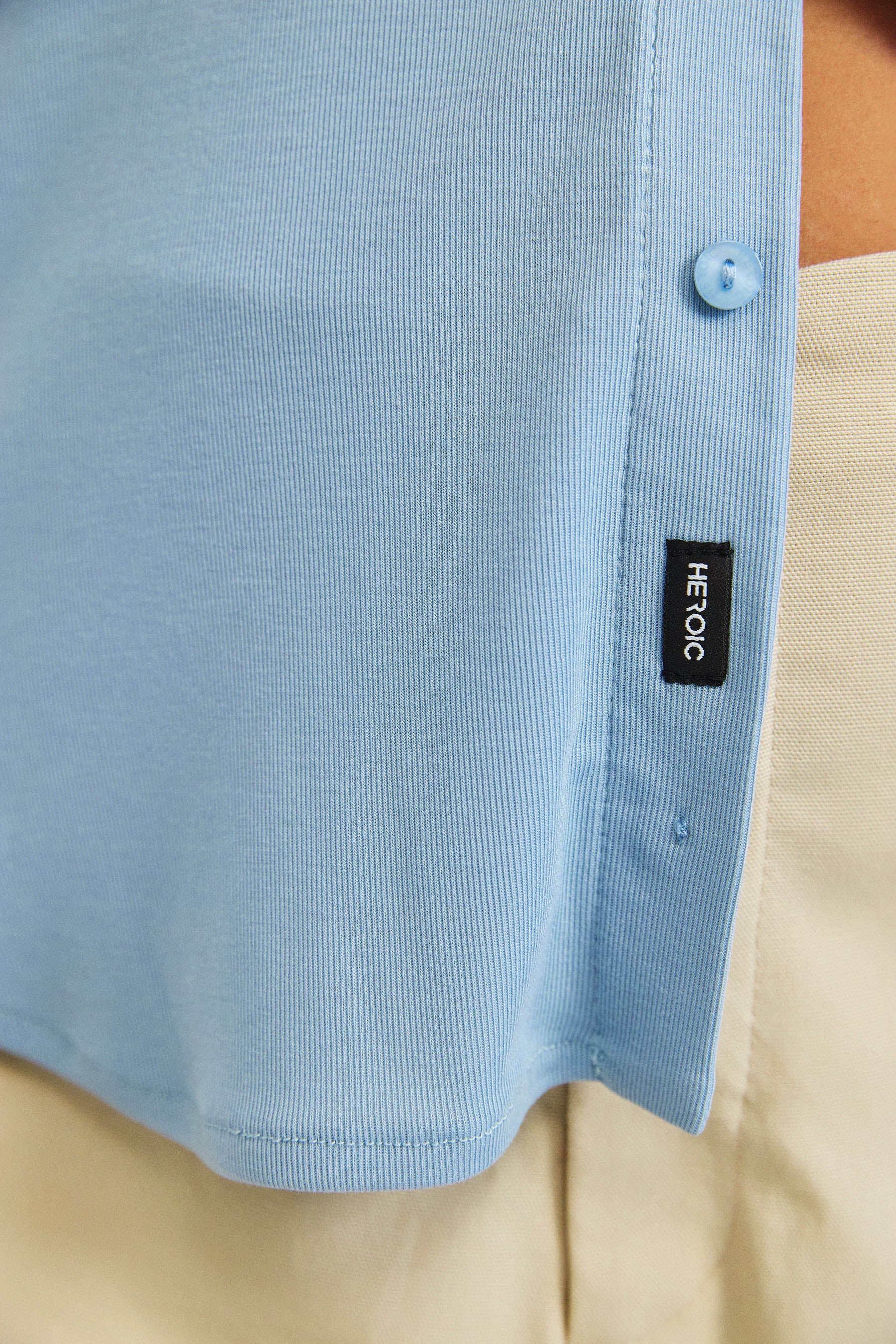 חולצת פָה סריג תכלת